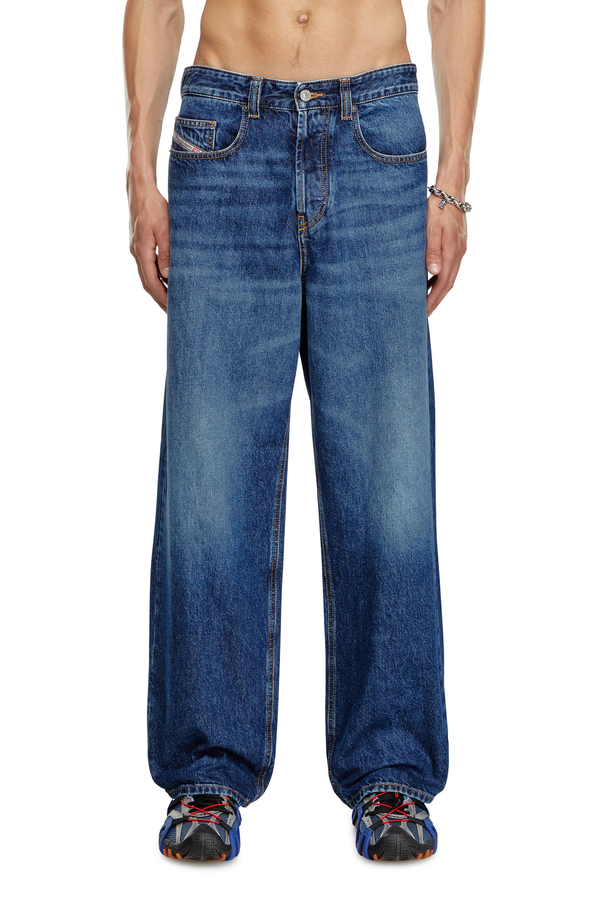 Diesel - Herren Straight Jeans 2001 D-Macro 09I27, Mittelblau - Image 3