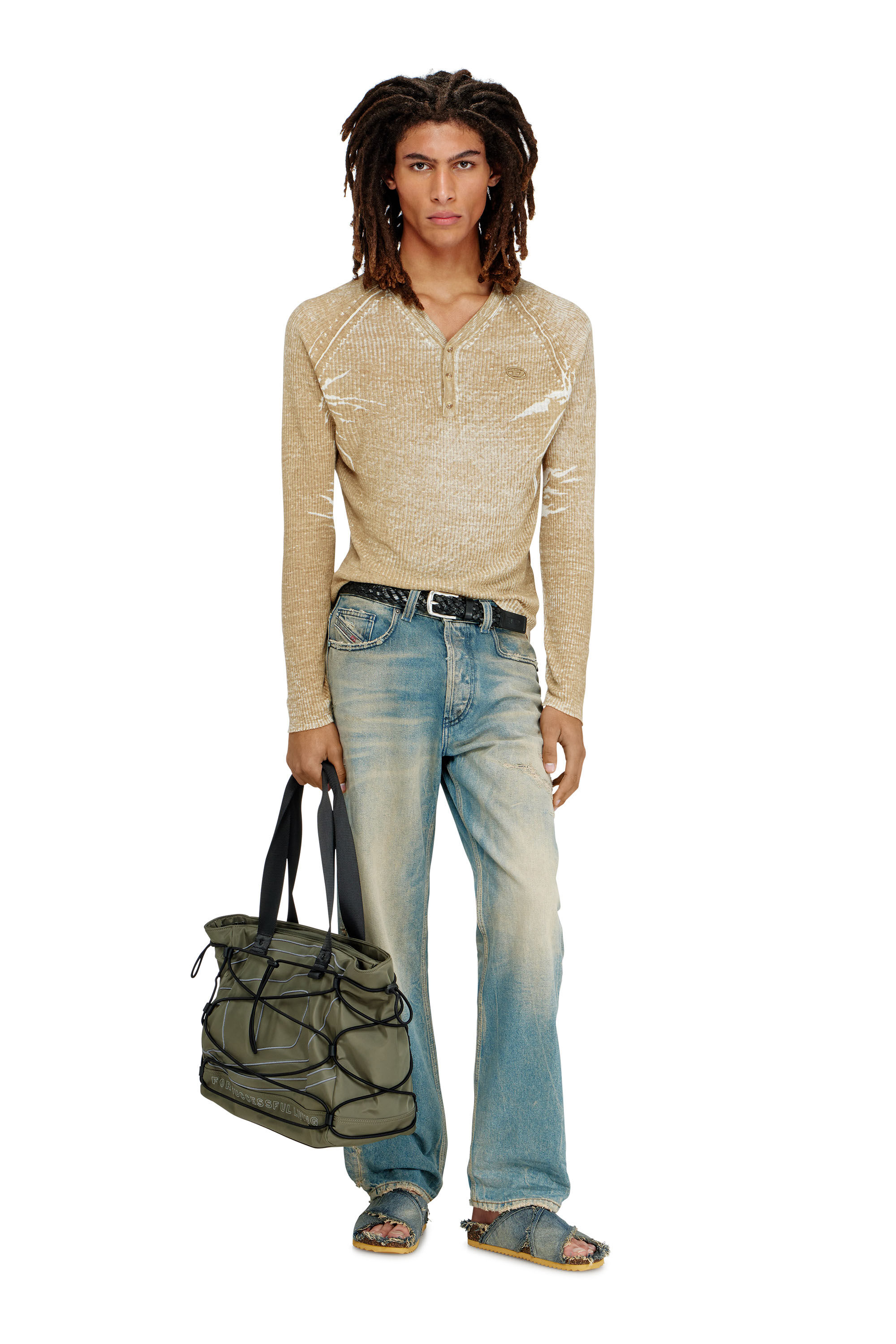 Diesel - K-ZENON, Herren Henley-Pullover mit verblasstem R&uuml;ckseitendruck in Hellbraun - 1