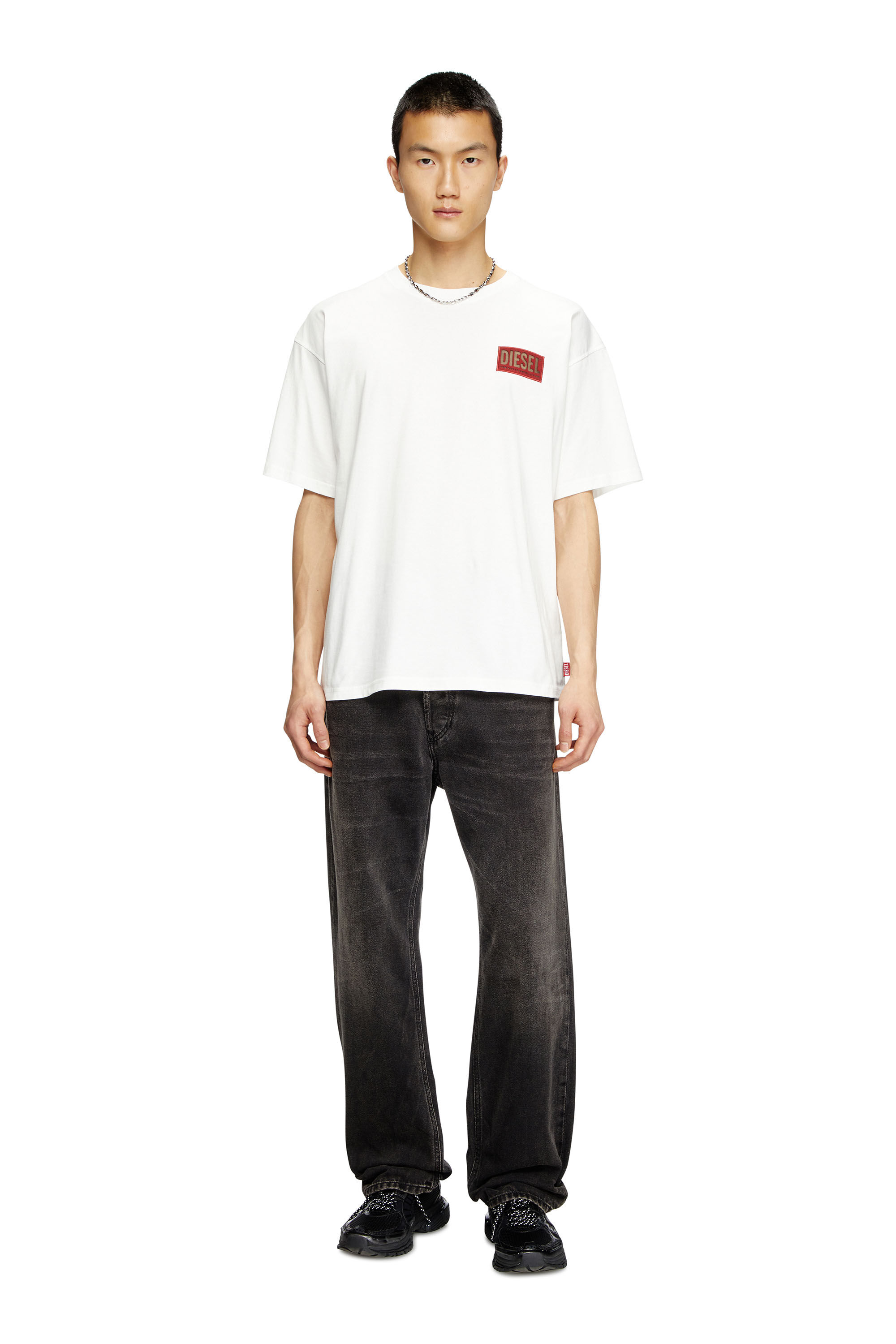 Diesel - T-BOXT-R31, Herren T-Shirt mit Logo-Patch in Weiß - 1