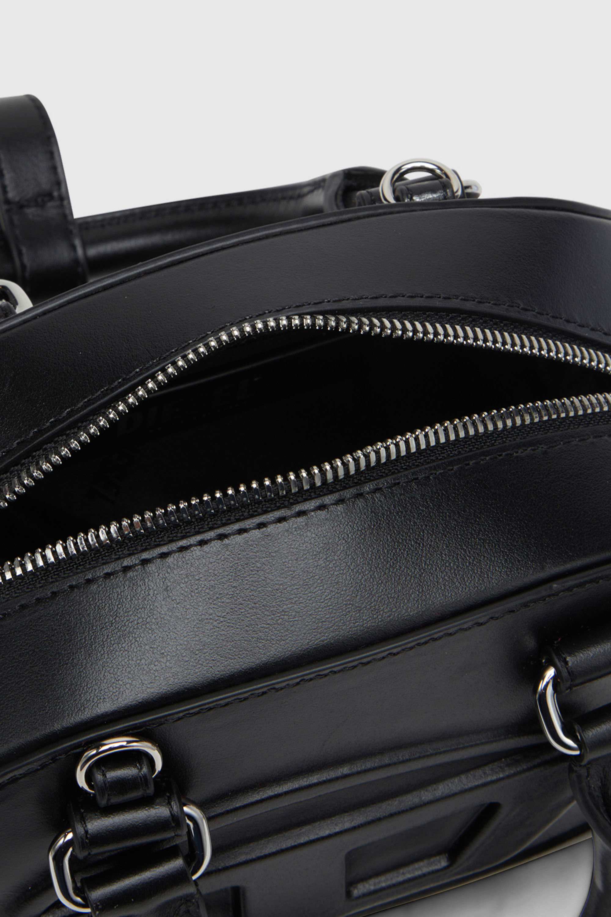 Diesel - 1DR DOME CROSSBODY, Damen 1DR Dome - Mini Bowling Tasche aus Leder in Schwarz - 4