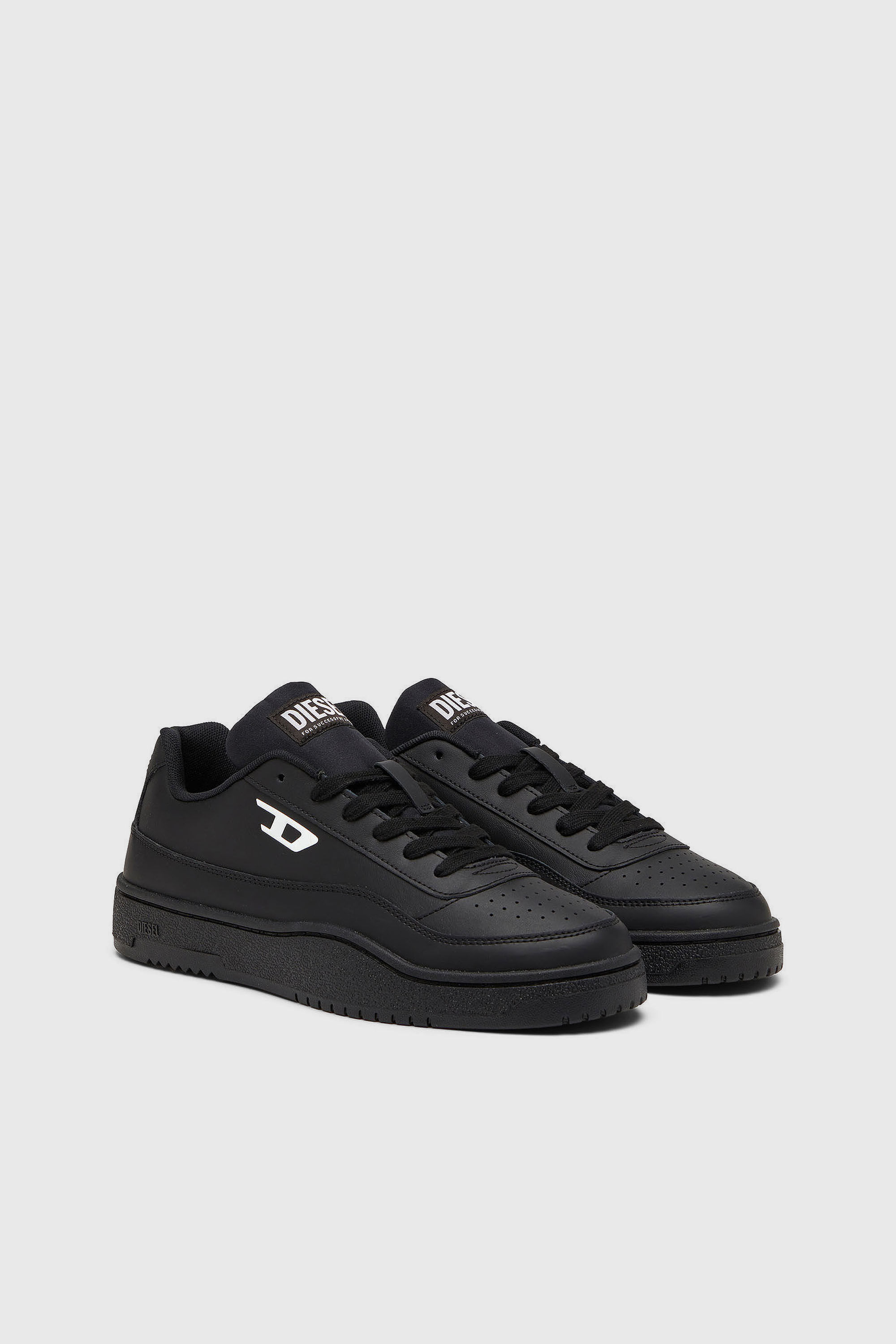Diesel - S-TRACKER-D LOW, Herren S-Tracker-D-Low-Top-Sneakers in Schwarz - 2