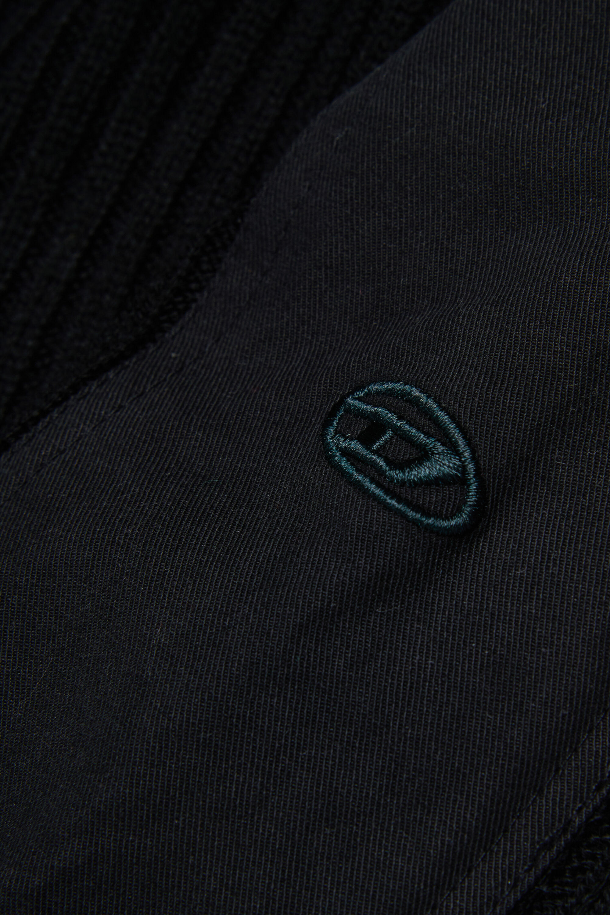 Diesel - KAMAR, Herren Ausgefranster Pullover aus Wollmischung in Schwarz - 4