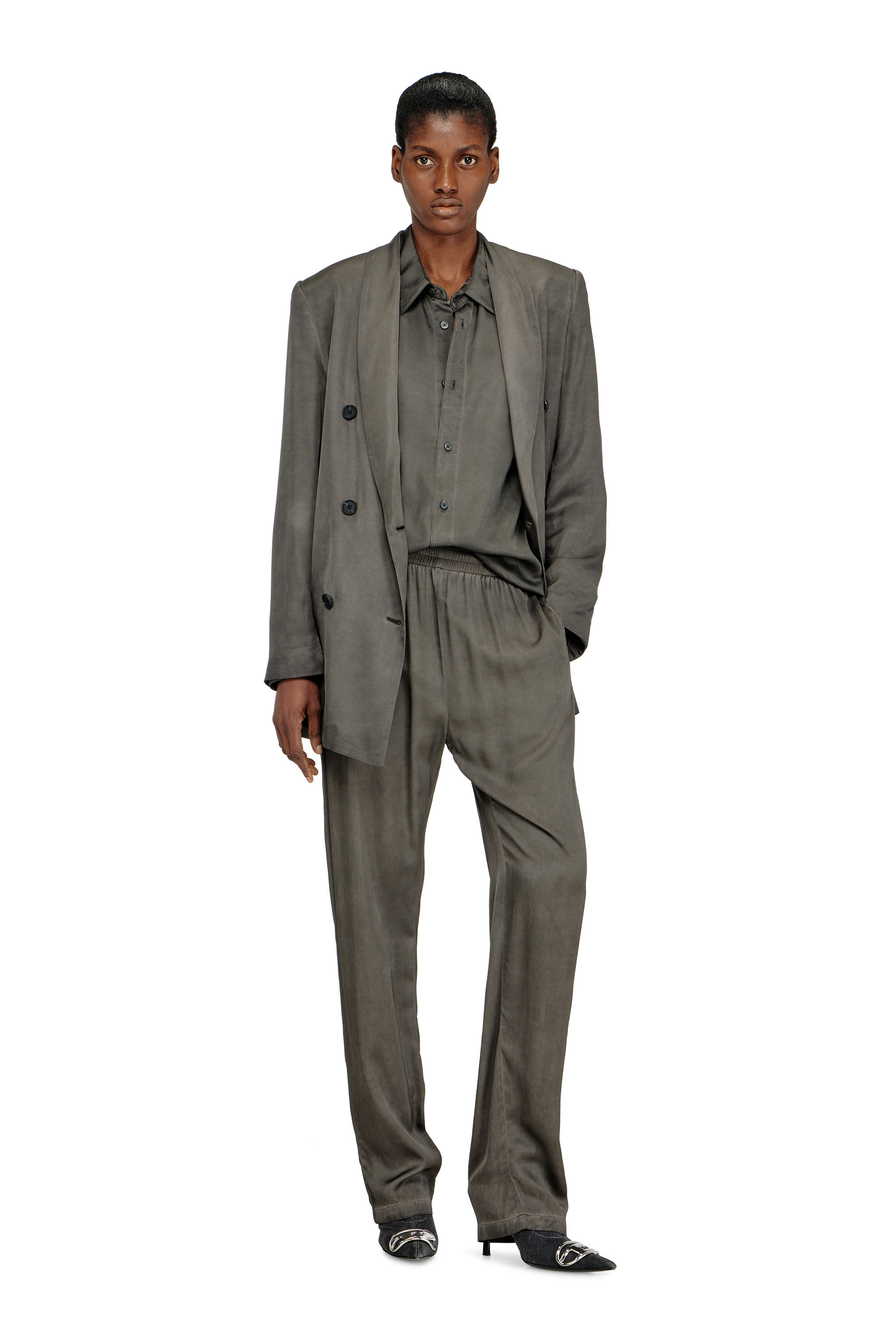 Diesel - P-TRAK, Damen Flie&szlig;ende Hose aus pigmentgef&auml;rbtem Satin in Dunkelgrau - 1