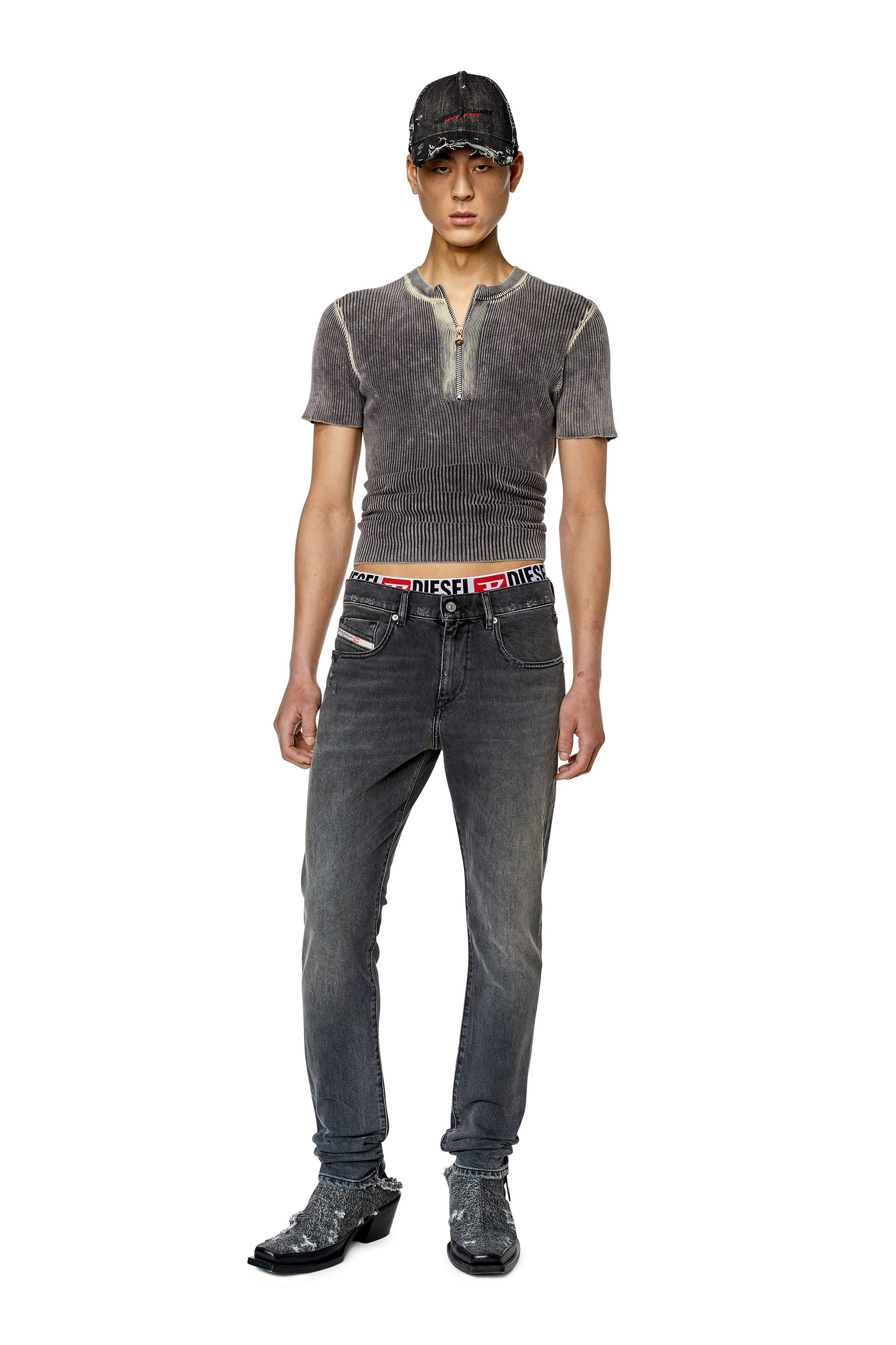 Diesel - 2019 D-Strukt 09F18 Slim Jeans, Schwarz/Dunkelgrau - Image 1