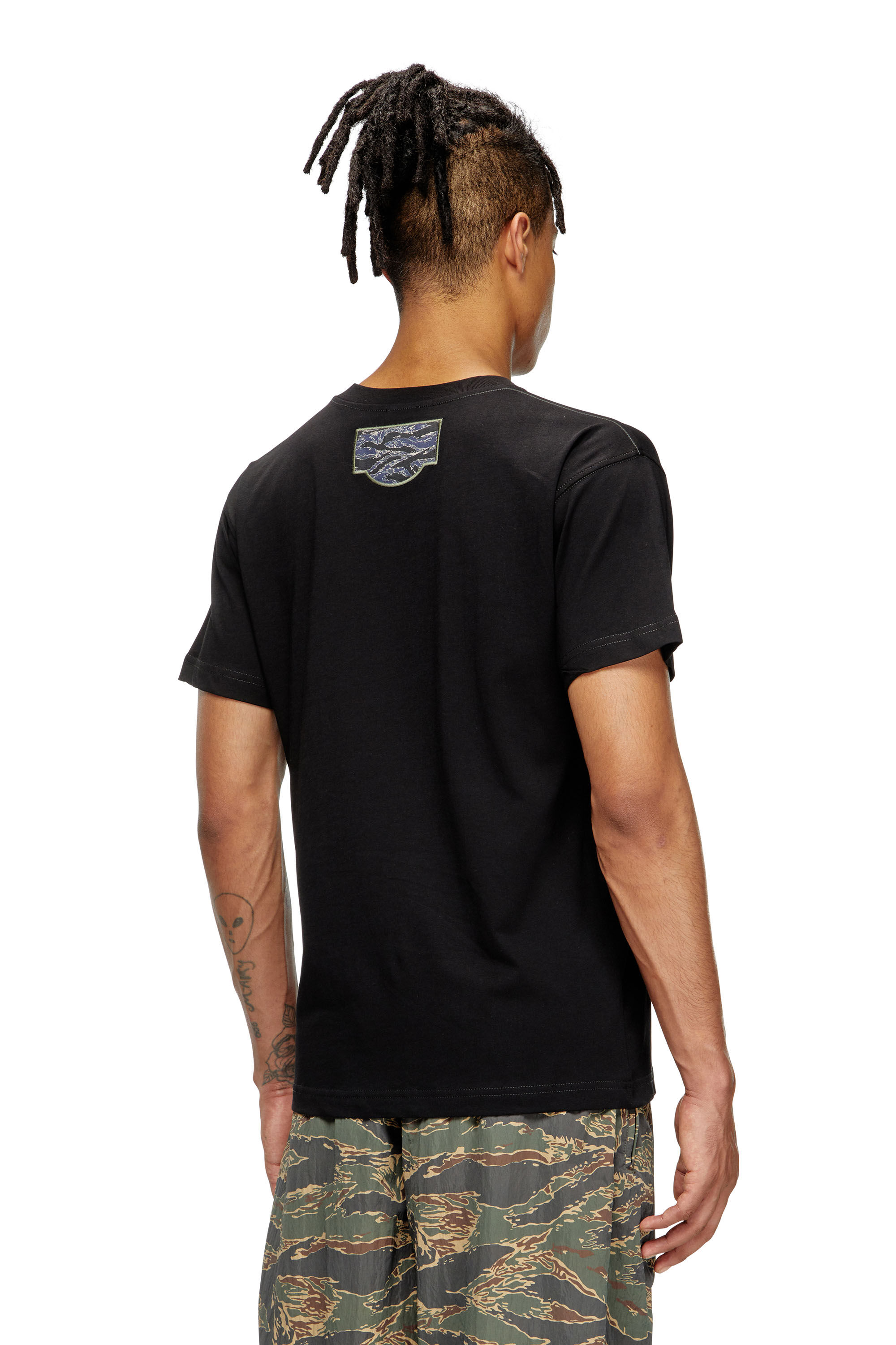 Diesel - T-NORM-T3, Herren T-Shirt mit Camo-Logo-Patch in Schwarz - 3