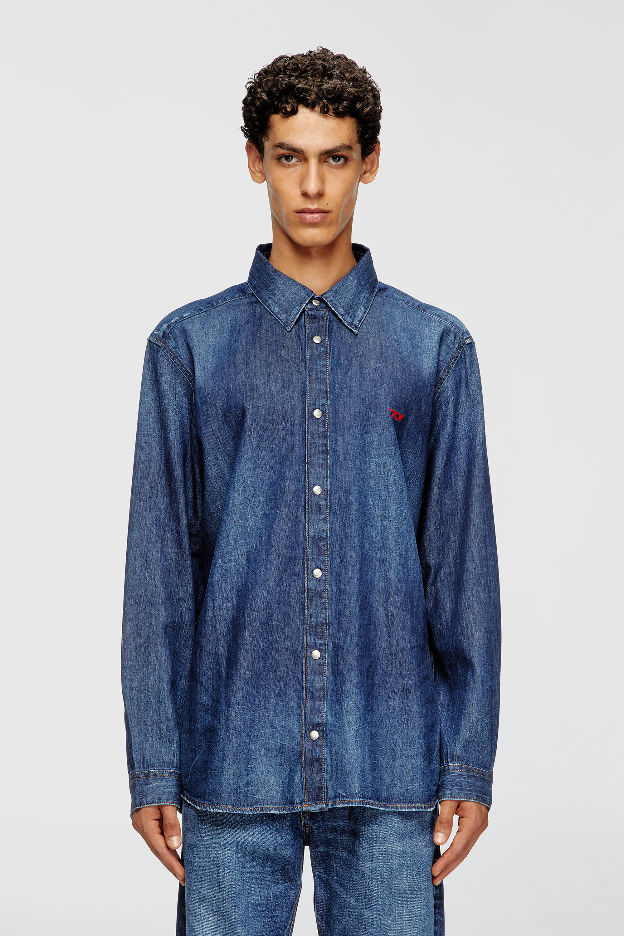 Diesel - D-SIMPLY, Herren Denimhemd mit gesticktem Logo in Mittelblau - 3