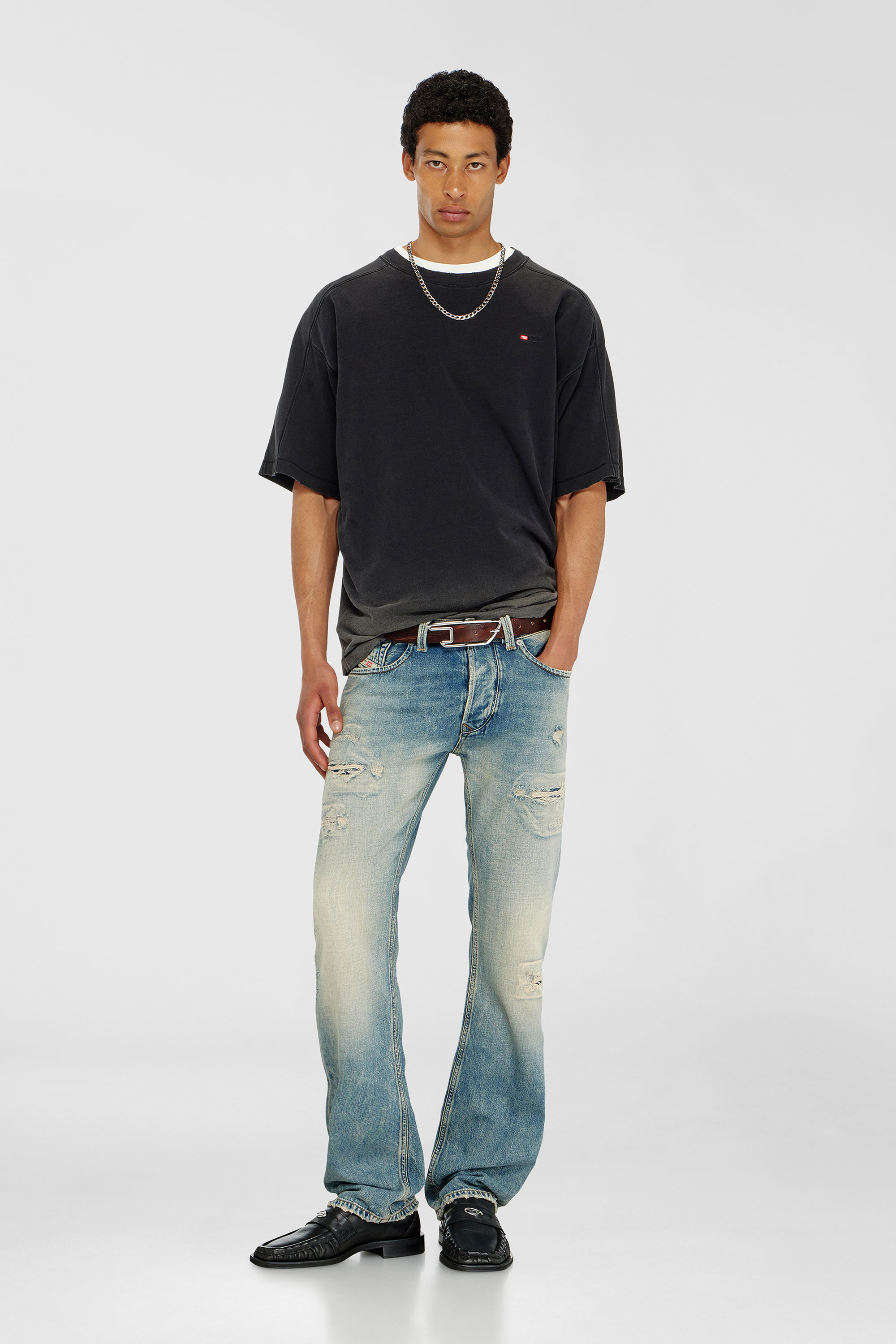 Diesel - T-CROX, Herren Baumwoll-T-Shirt mit Degrad&eacute;-Effekt in Schwarz - 1