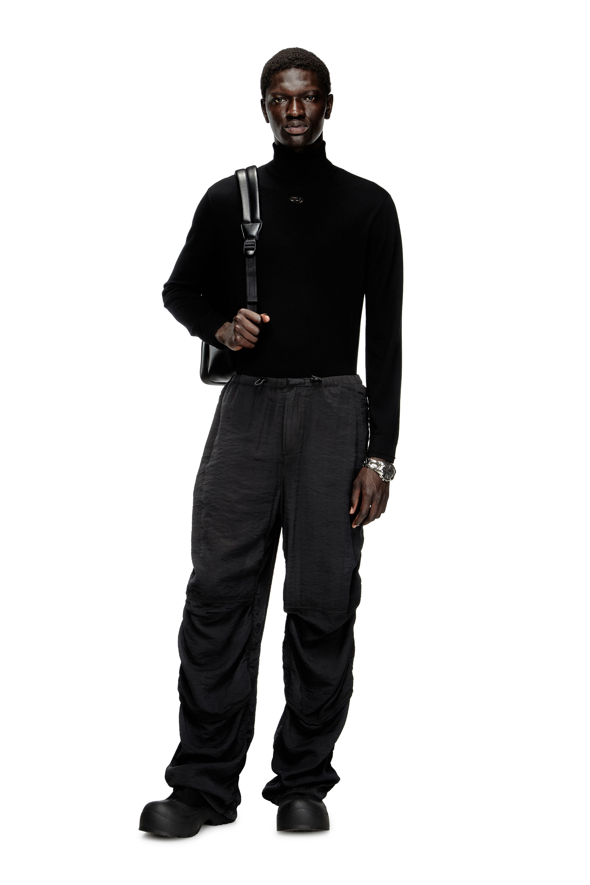 Diesel - K-VARTA, Herren Rollkragenpullover aus Wolle mit Cutout-Logo in Schwarz - 1