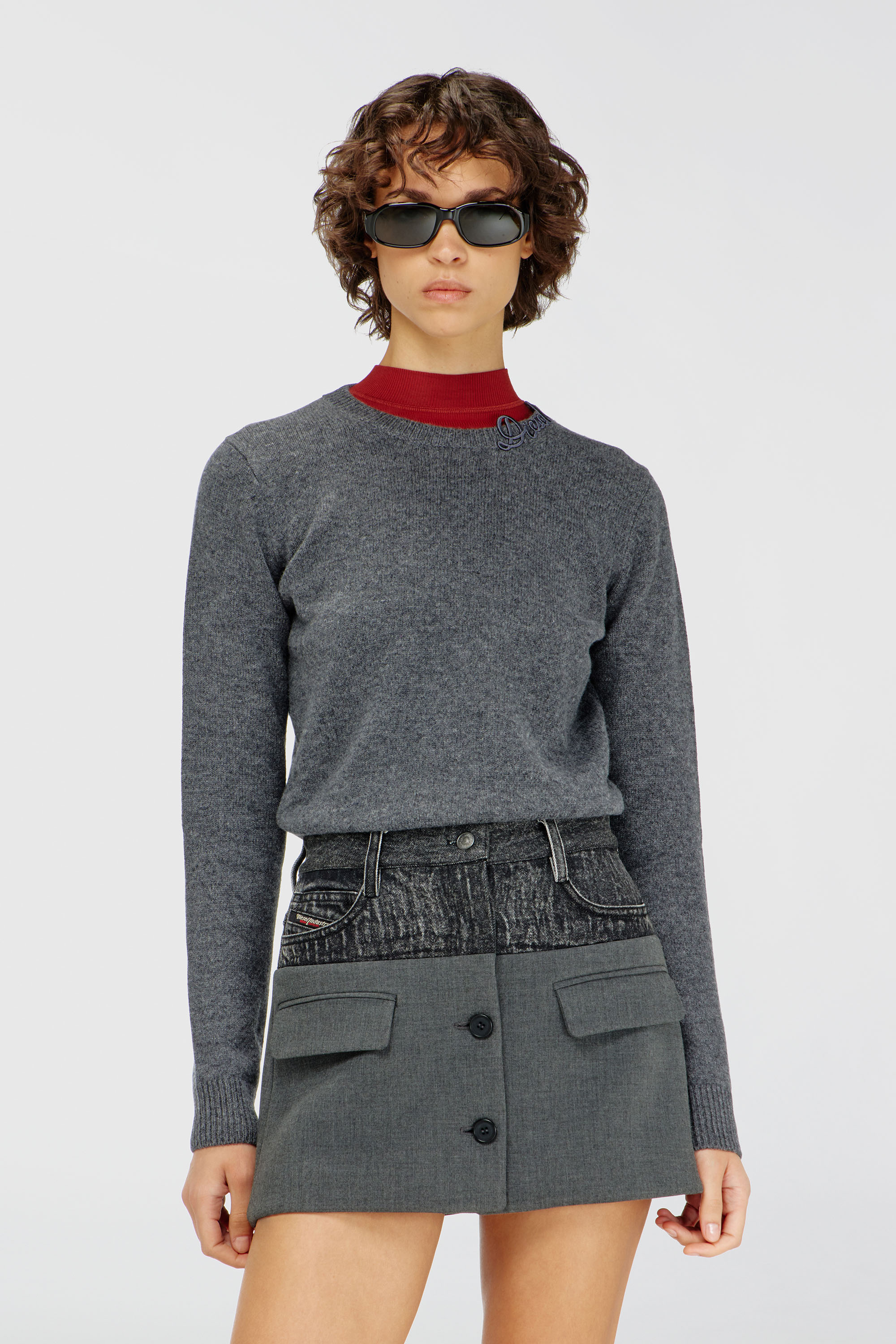 Diesel - M-IMARA, Damen Wollpullover mit gesticktem Logo am Ausschnitt in Grau - 3