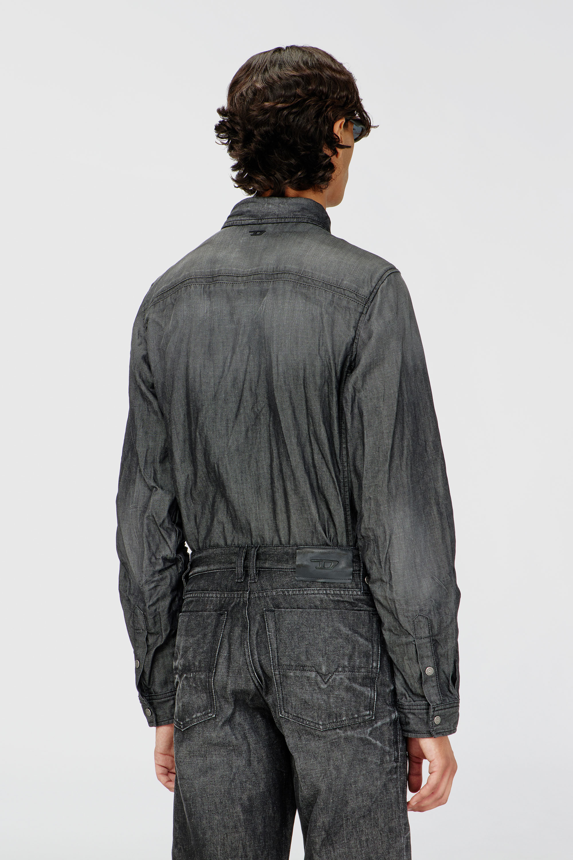 Diesel - D-SYNAR-FSJ2, Herren Hemd aus geknittertem Denim in Dunkelgrau - 4