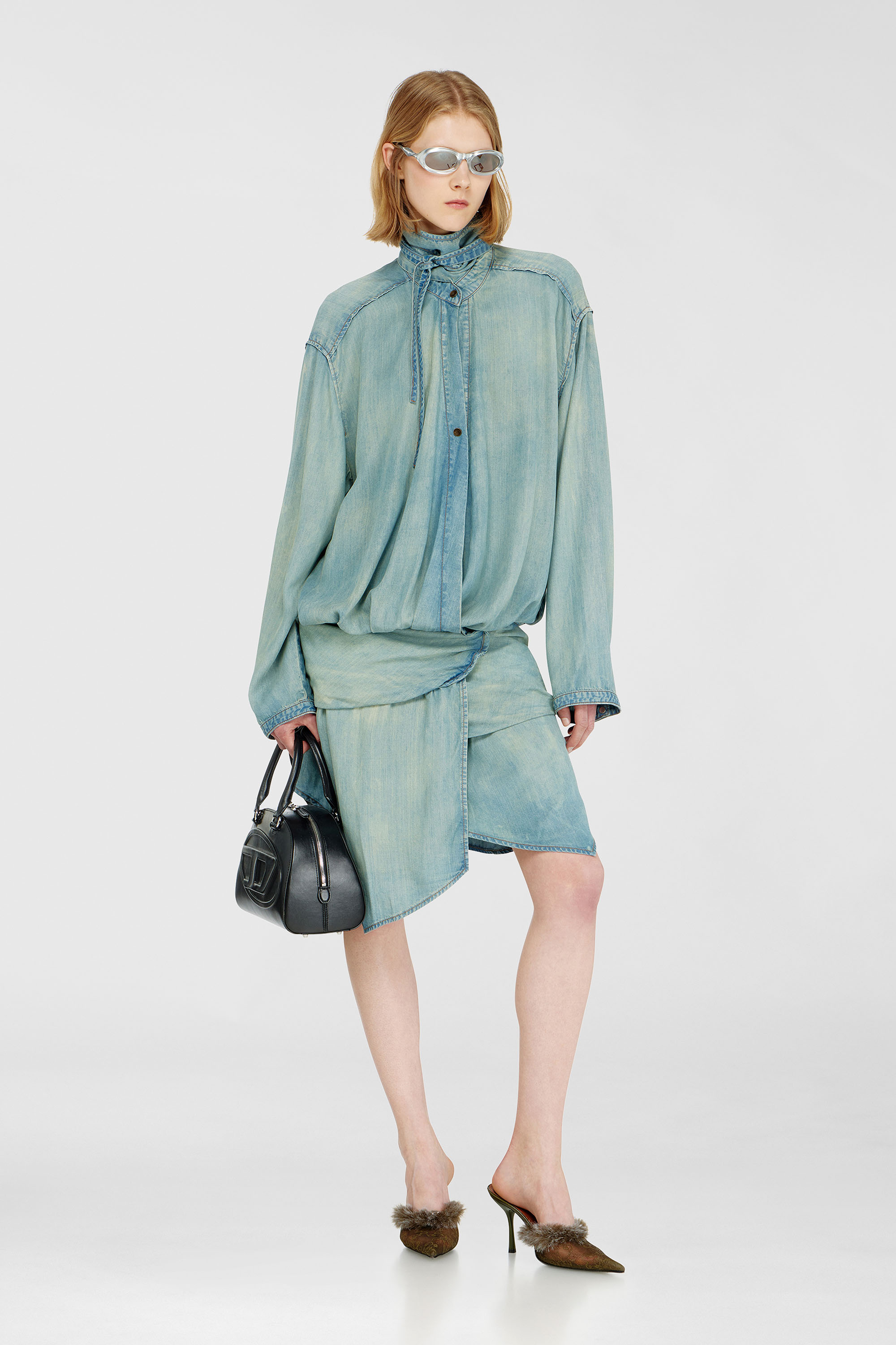 Diesel - DE-TILORA-S, Damen Oversized draped denim Hemdkleid in Hellblau - 2