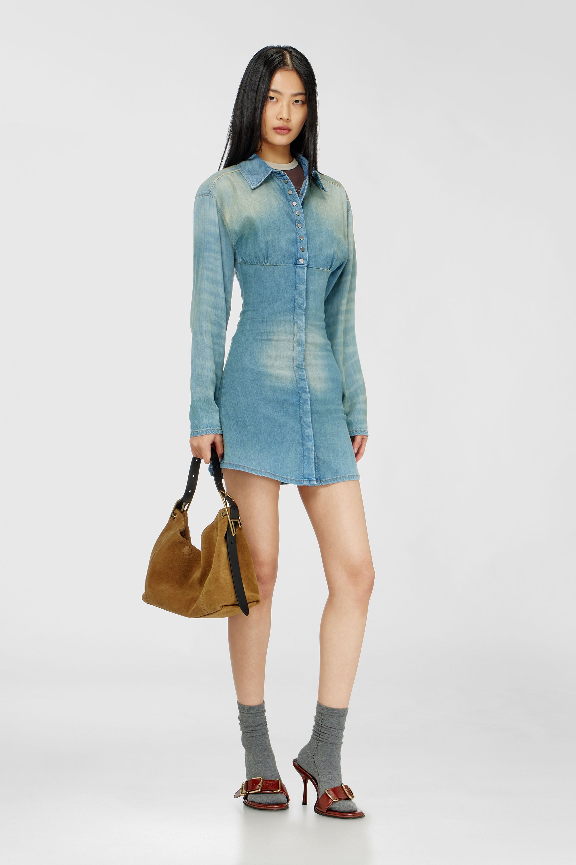 Diesel - DE-VIOLIM-S, Damen Denim-Minihemdkleid mit segmentiertem Design in Hellblau - 2