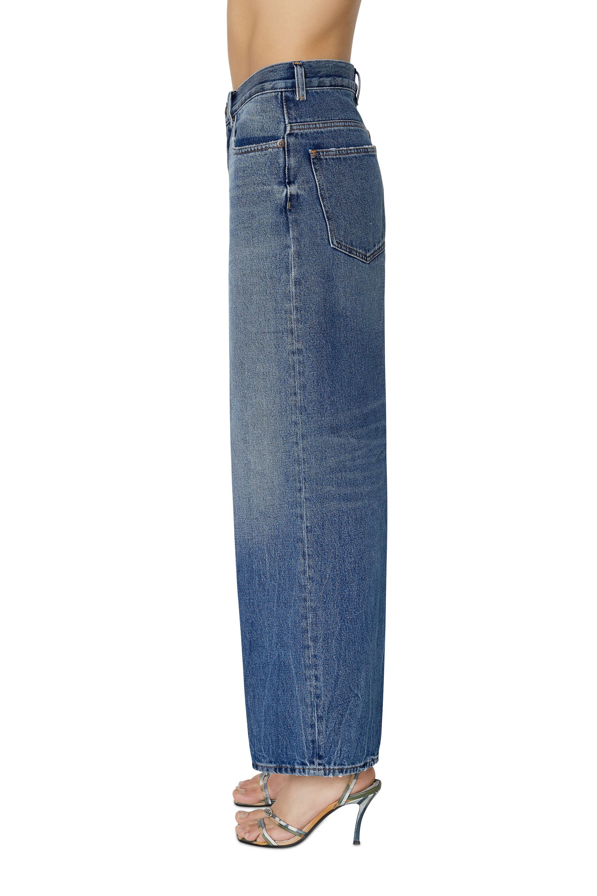 Diesel - 2000 09E03 Bootcut and Flare Jeans, Dunkelblau - Image 4