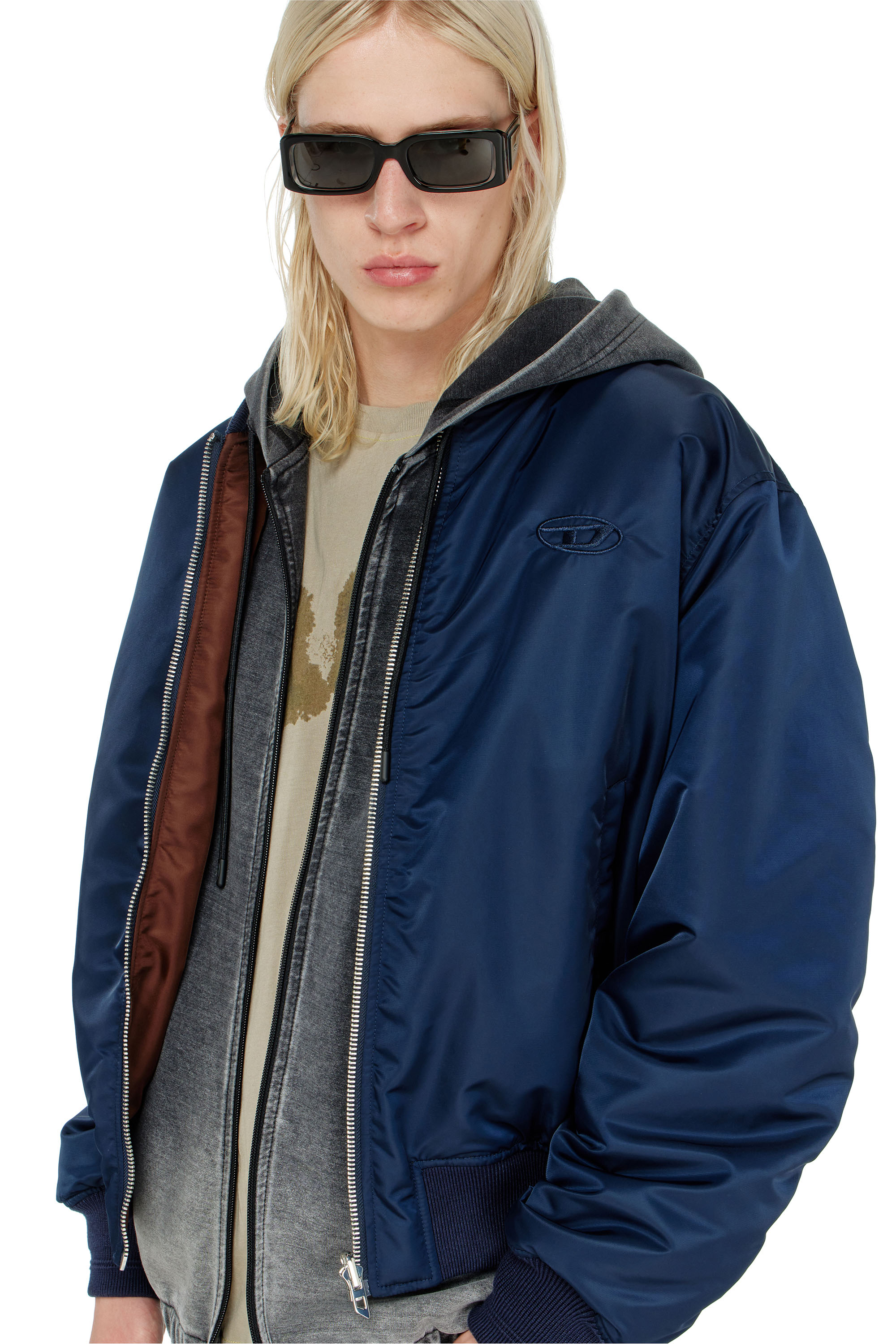 Diesel - W-TYPE-D1, Herren Gesteppte Bomberjacke mit Oval-D-Stickerei in Marineblau - 6