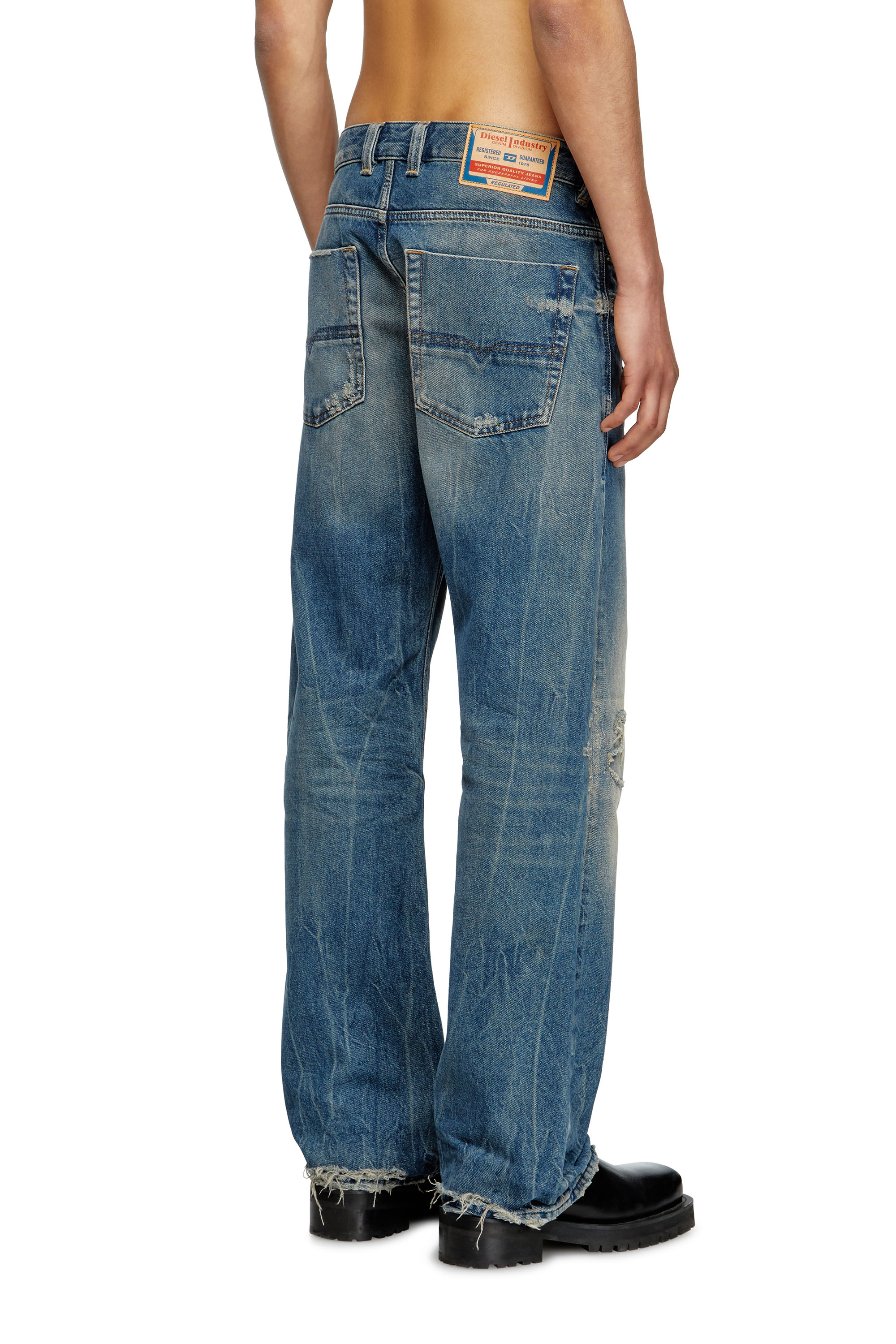 Relaxed Jeans 1980 D-Eeper 09M28, Medium blue Diesel - Man's Relaxed Jeans 1980 D-Eeper 09M28, Medium blue - 4