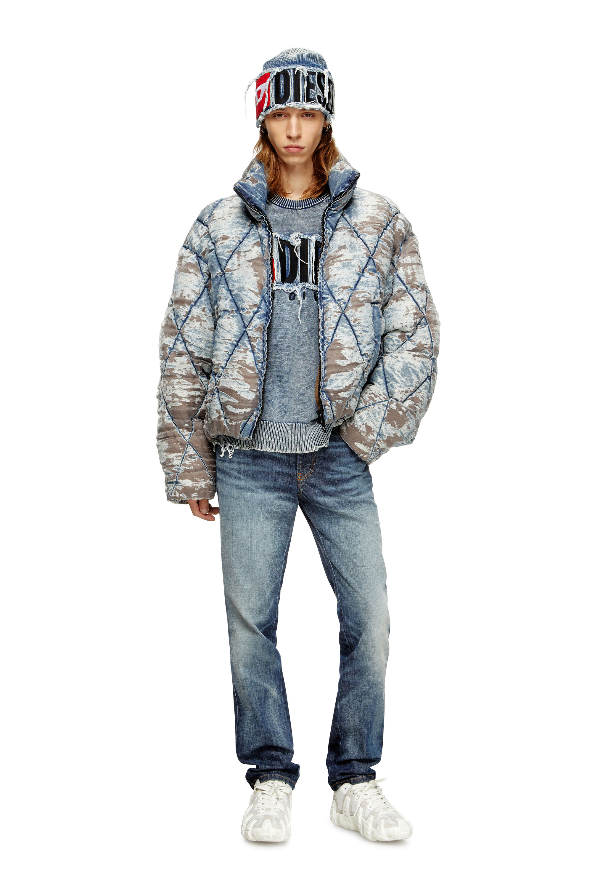 Diesel - W-KONS, Herren Wattierte Jacke aus Argyle-gestepptem Dévoré-Denim in null - 2