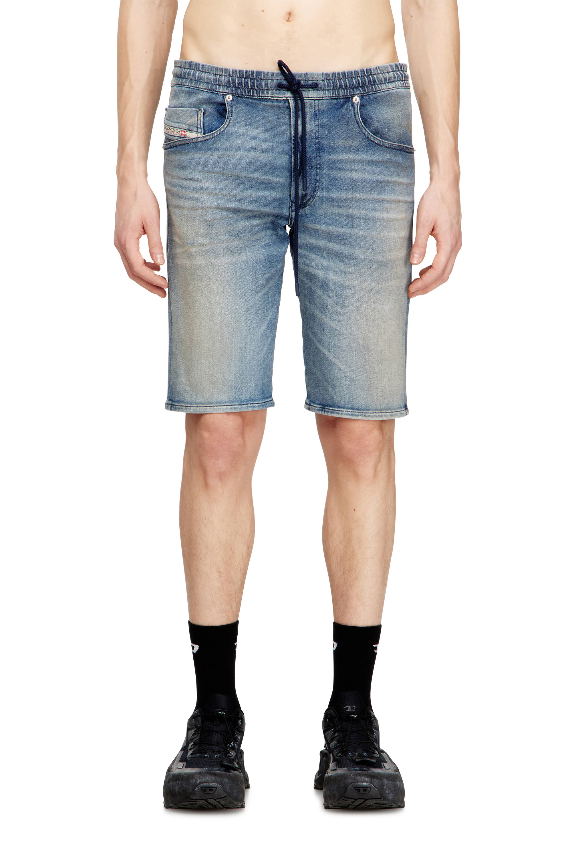 Diesel - 2033 D-KROOLEY-SHORT JOGG, Herren Slim-Fit-Shorts aus cleanen JoggJeans in Blau - 3