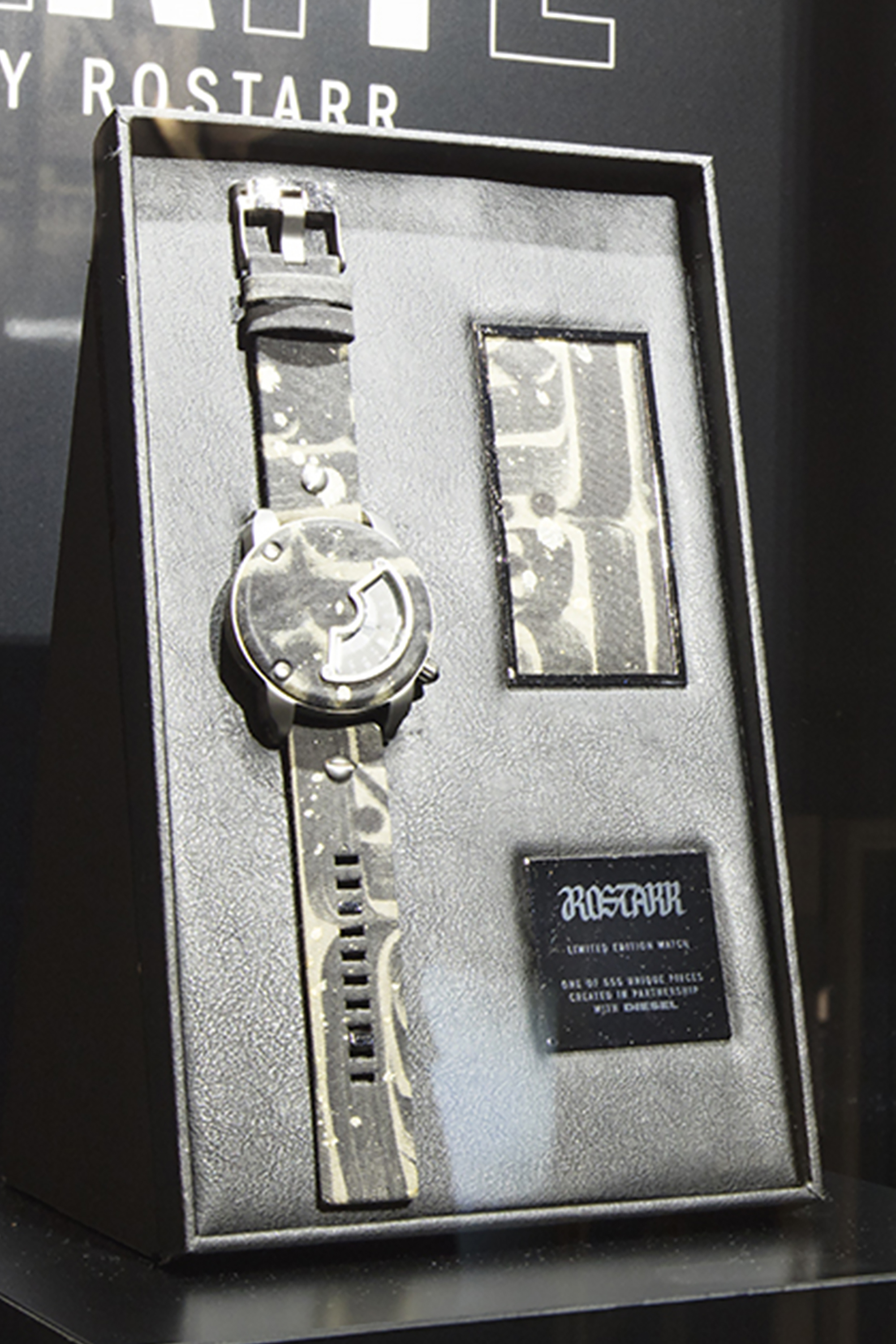 DZ7387, Camouflagegr&uuml;n