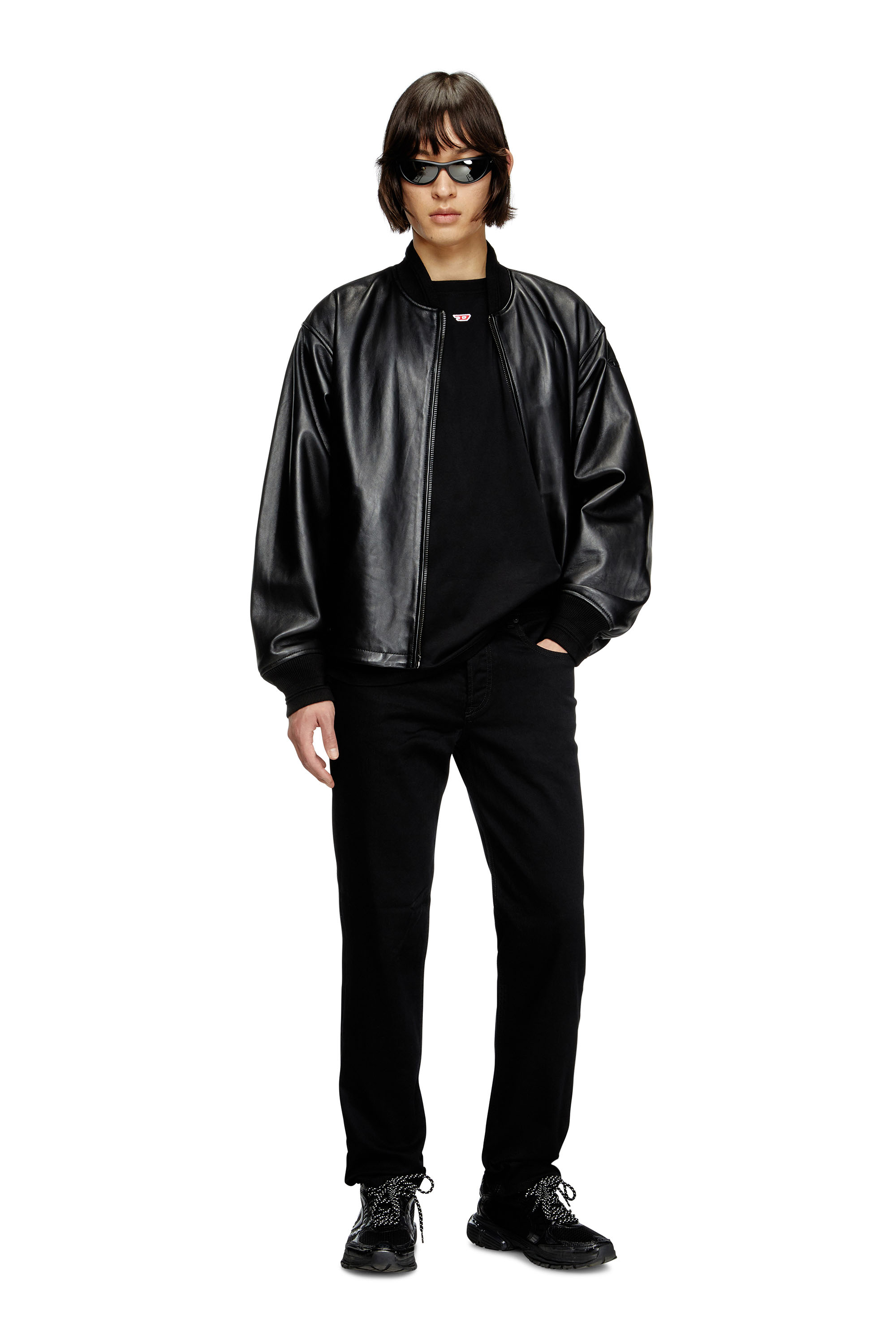 Diesel - T-BOXT-D, Unisex T-Shirt mit gesticktem D-Patch in Schwarz - 1