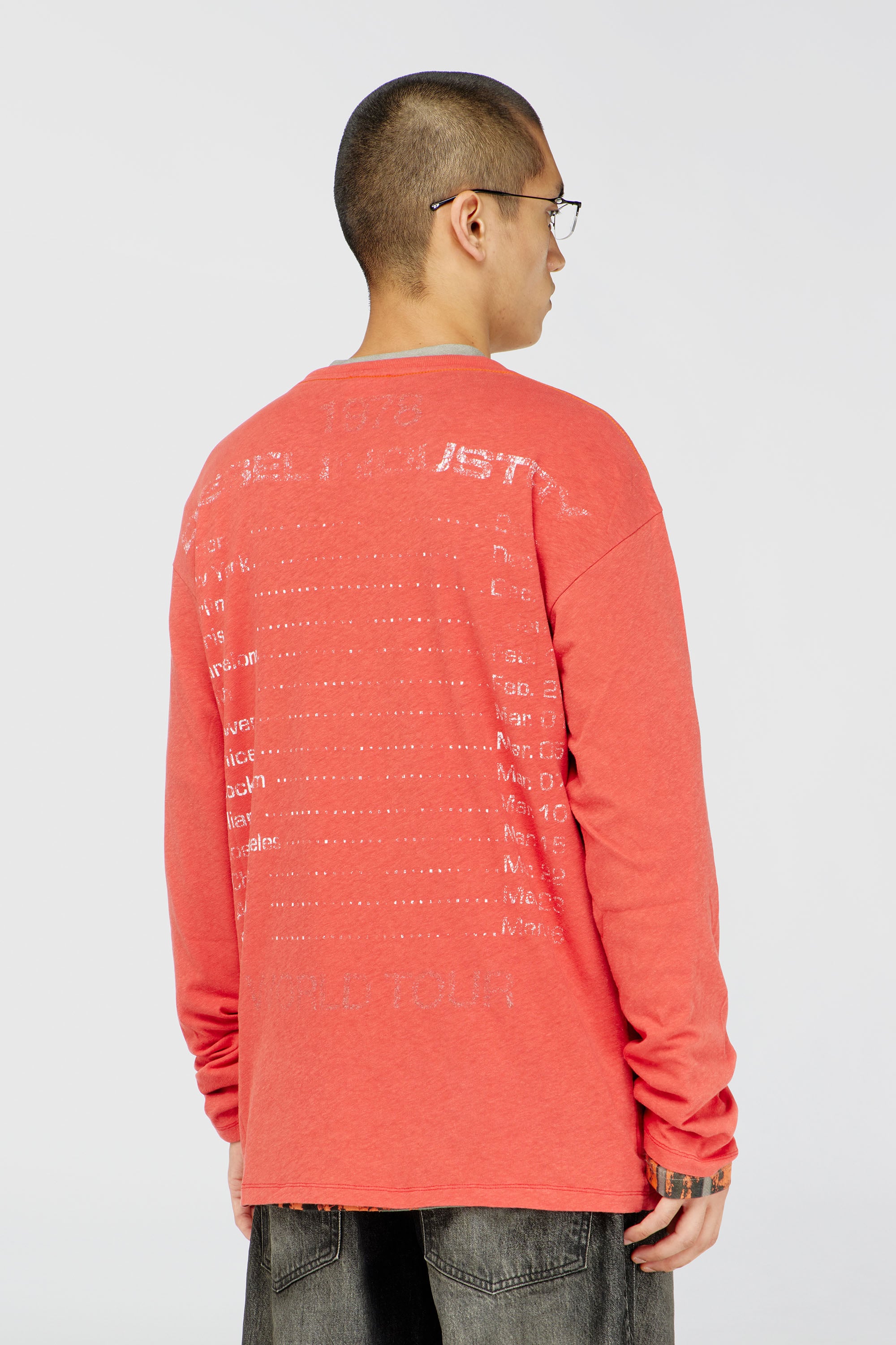Diesel - T-GERI-LS, Herren Langarmshirt mit Konzertgrafik in Korallrosa - 4