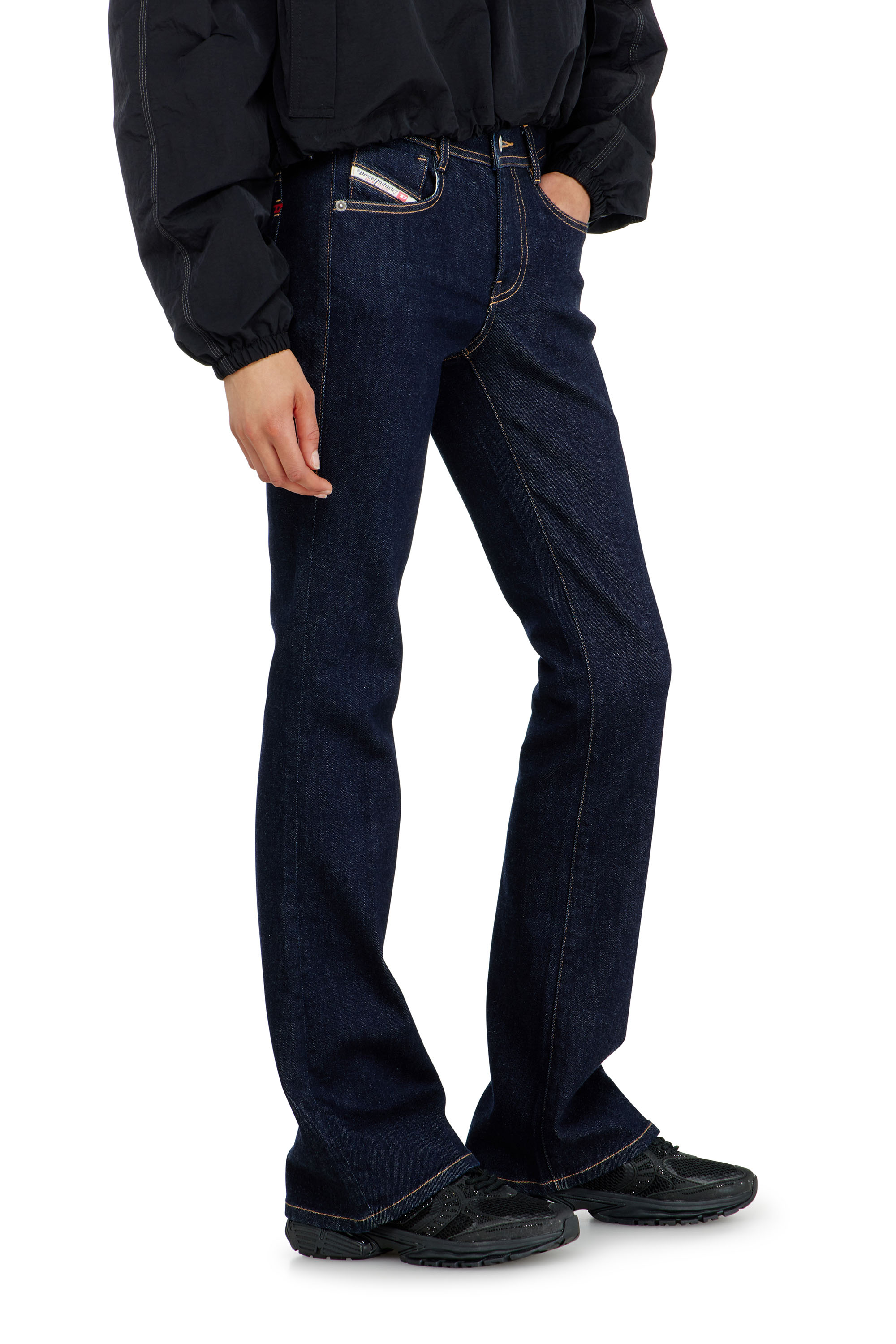 Diesel - Damen Bootcut Jeans 1969 D-Ebbey 0HDBM, null - 4