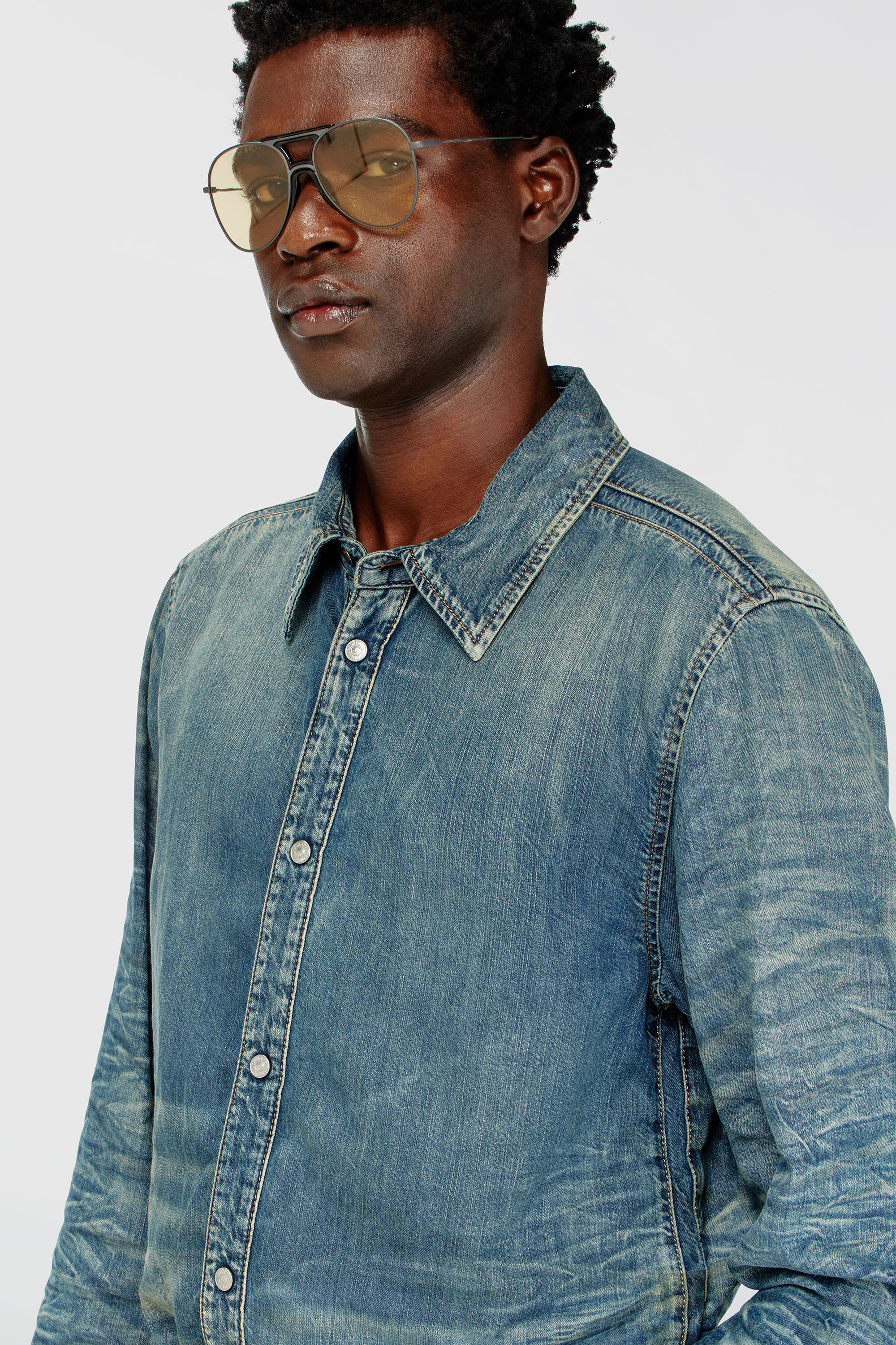 Diesel - D-SYNAR-FSJ4, Herren Hemd aus Denim mit Knitter- und Used-Effekt in null - 5