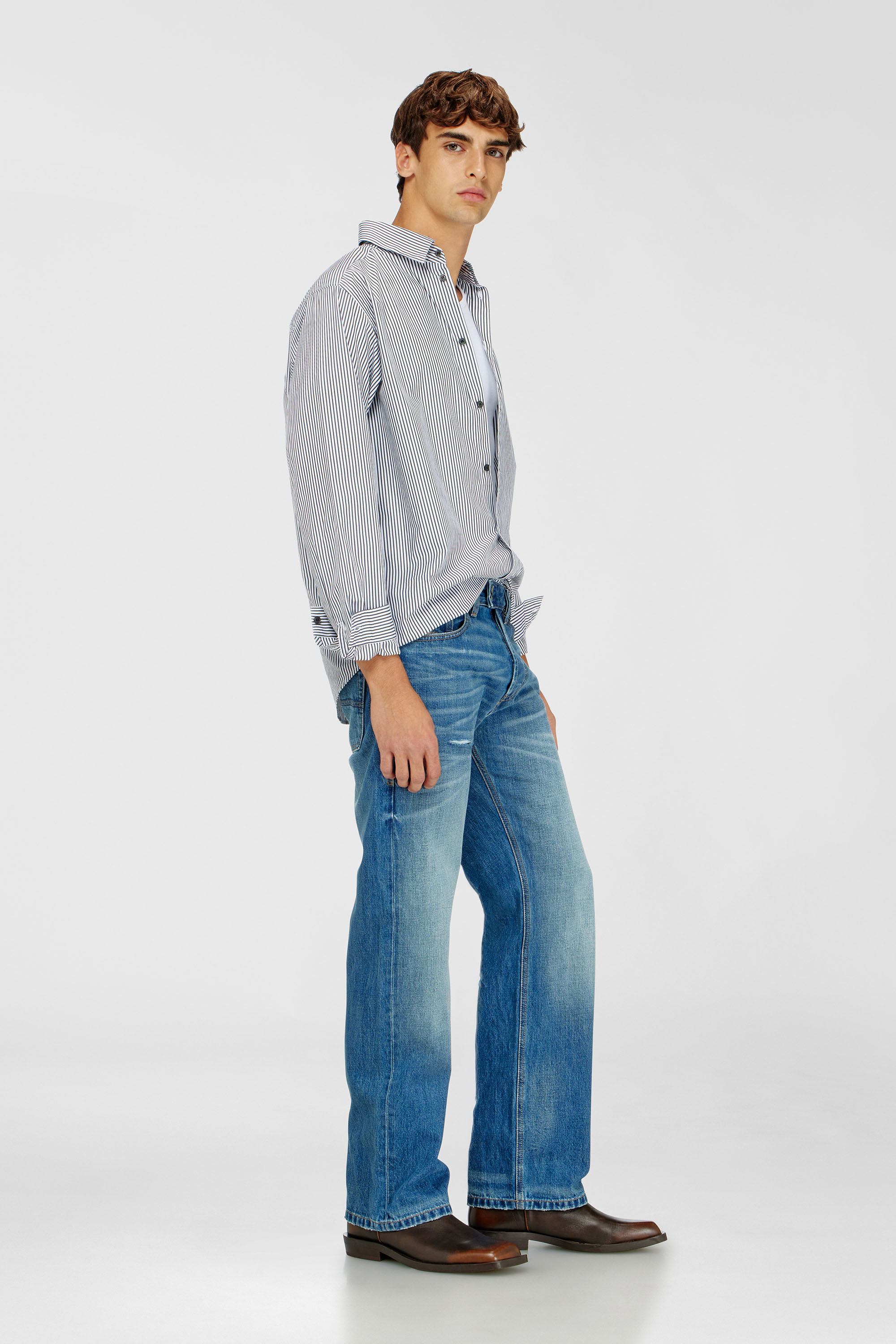 Diesel - Herren Relaxed Jeans 1980 D-Eeper 0DLDC, Mittelblau - 2