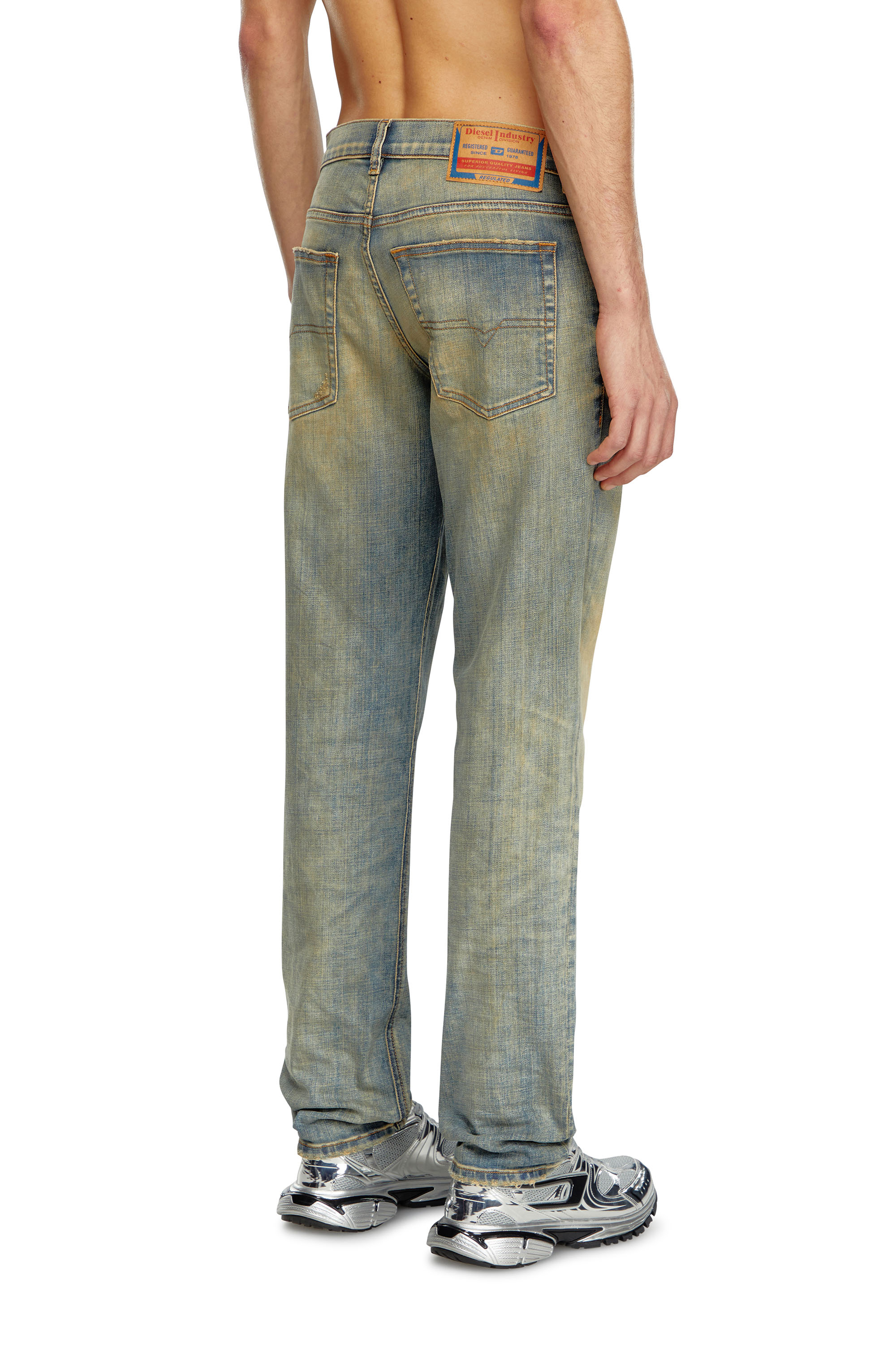 Diesel - Tapered Jeans 2023 D-Finitive 09J51, Mittelblau - Image 2
