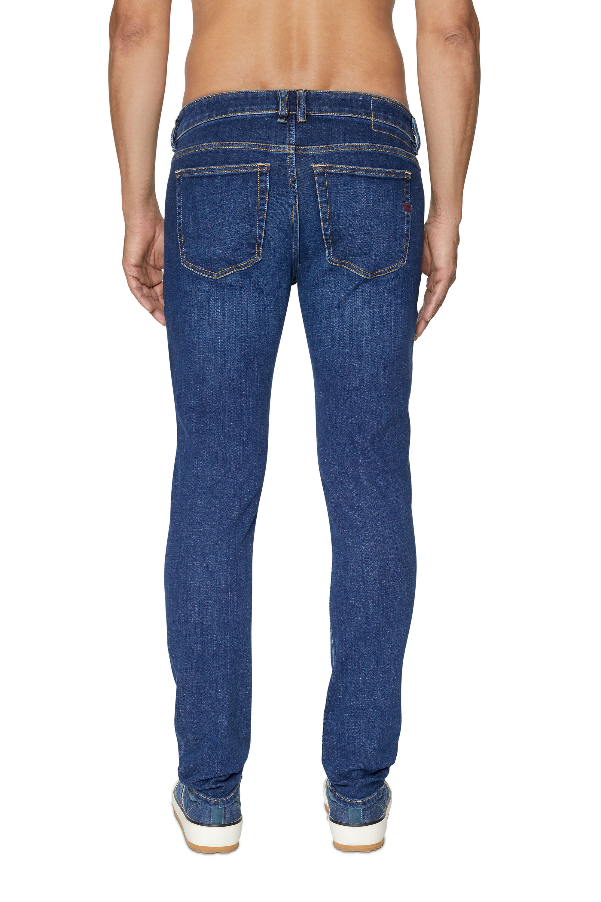DIESEL Gerade Jeans in Colour-Block-Optik in Schwarz für Herren Herren Bekleidung Jeans Jeans mit Gerader Passform 