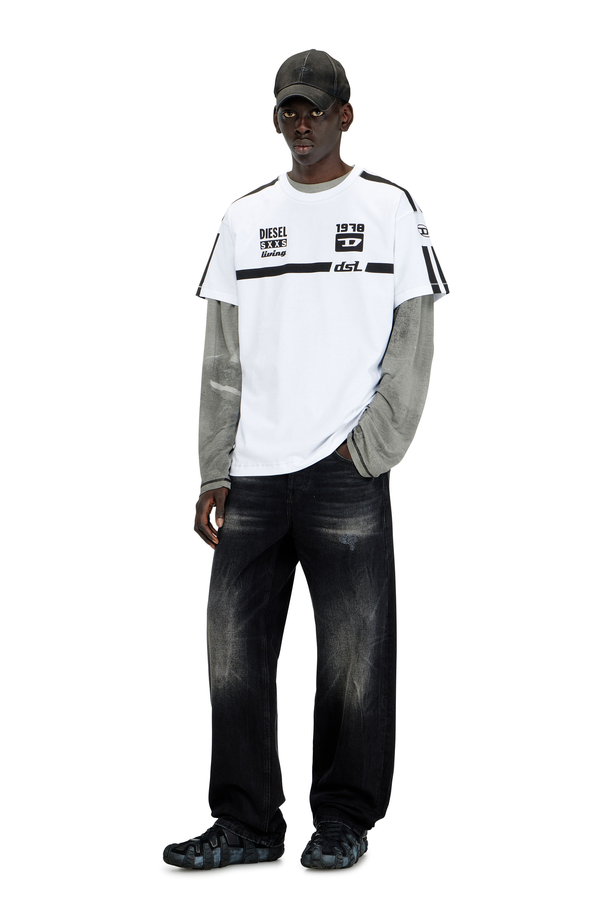 Diesel - T-NORM-V12, Herren T-Shirt aus Baumwolle mit kontrastierenden Grafikprints in null - 2