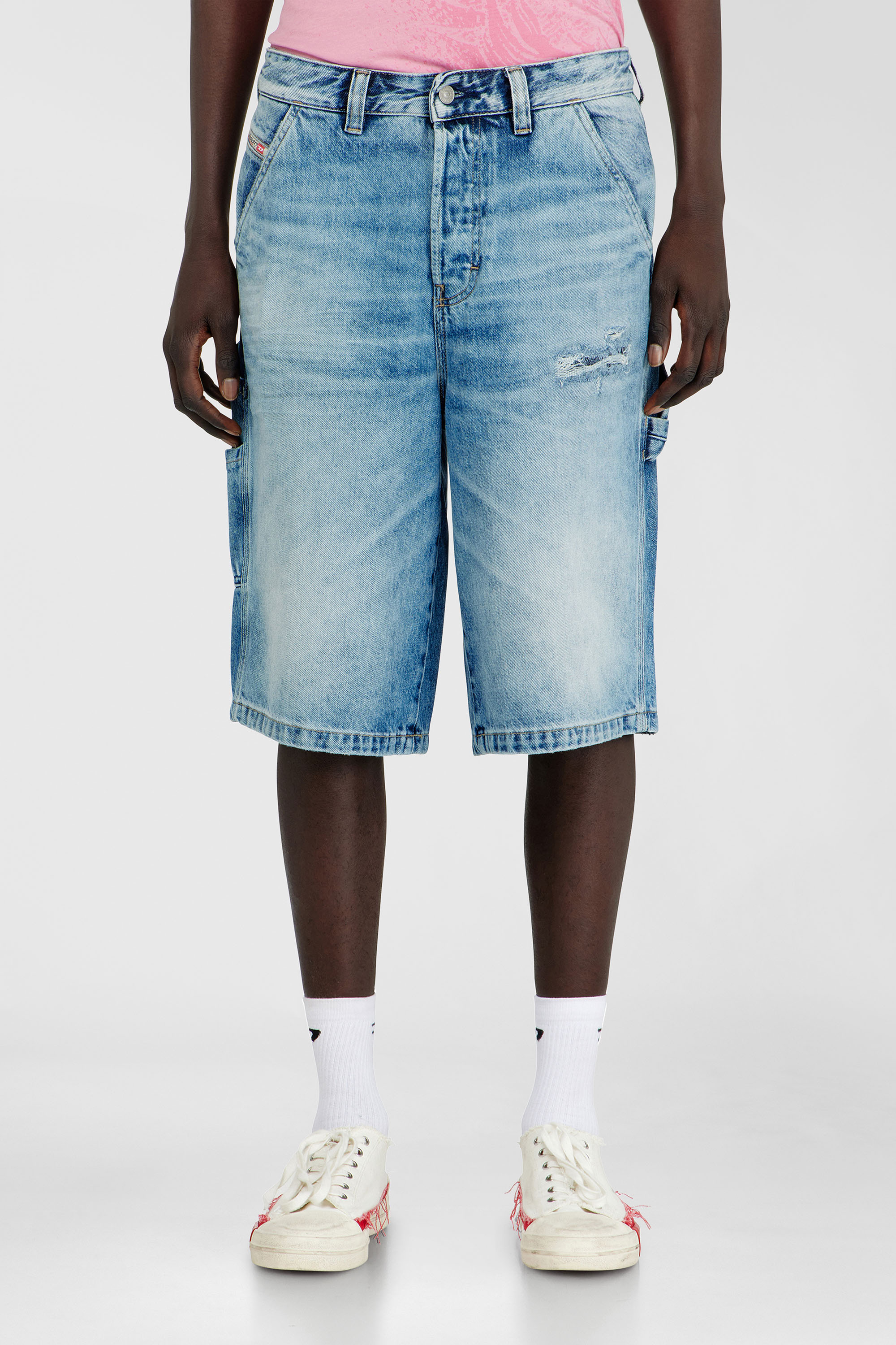 Diesel - D-LIVERY-W-SHORT, Herren Relaxed Shorts aus flie&szlig;endem Denim mit Abrieb-Effekten in Hellblau - 3