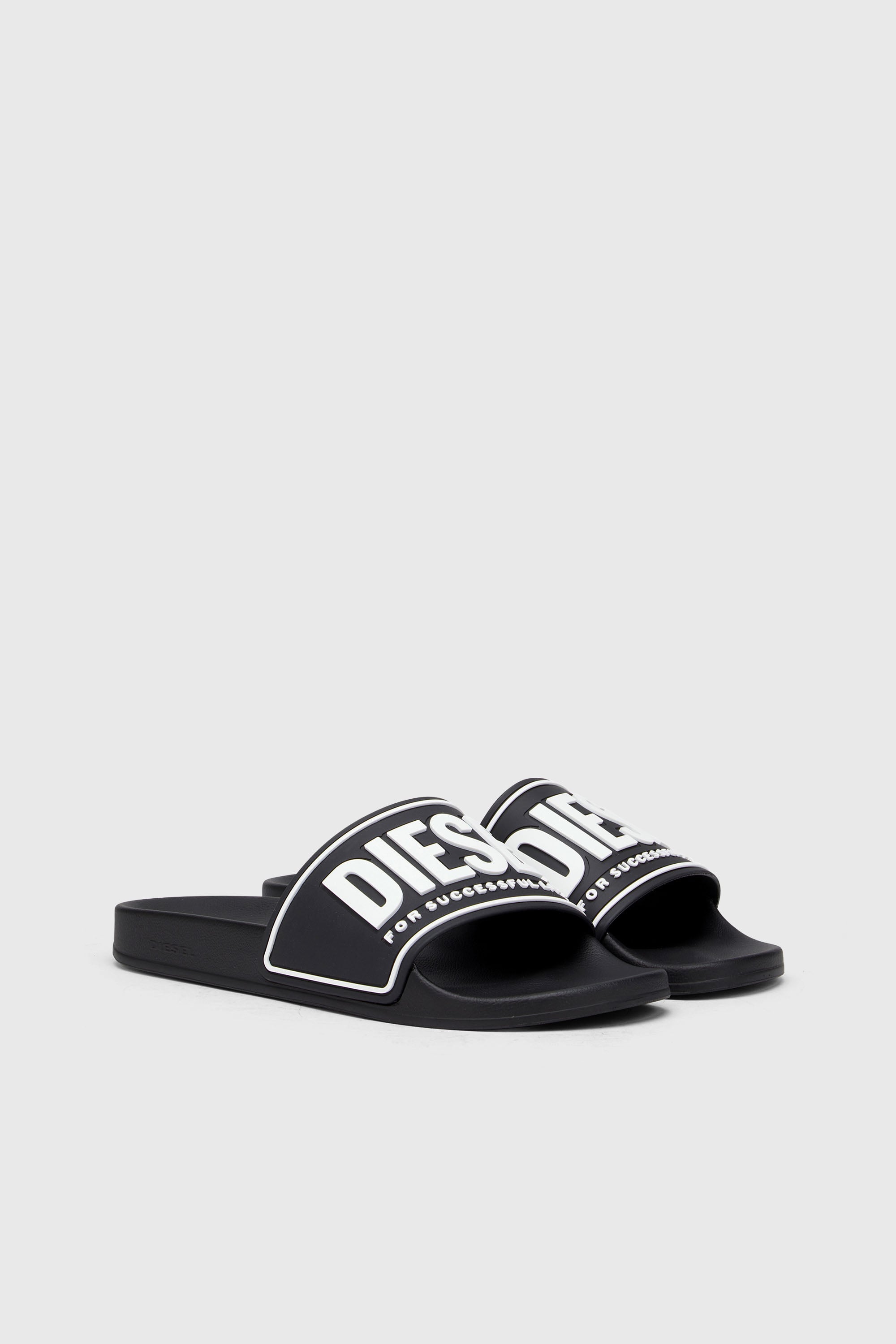 Diesel - SA-MAYEMI CC, Herren Sa-Mayemi-Badeschlappen mit 3D-Logo in Schwarz/Wei&szlig; - 2