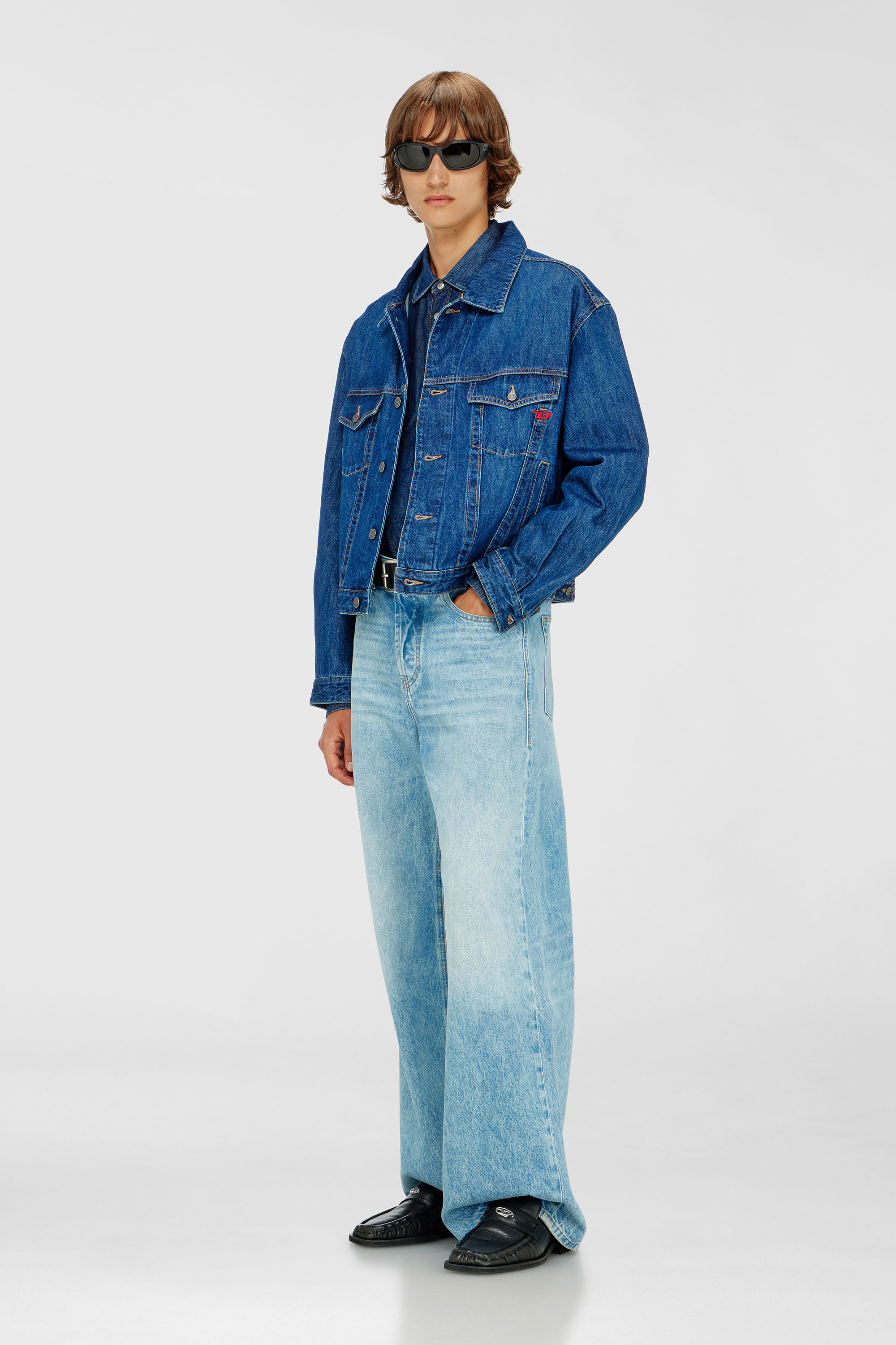 Diesel - D-RANGER, Herren Truckerjacke aus Denim in Mittelblau - 2