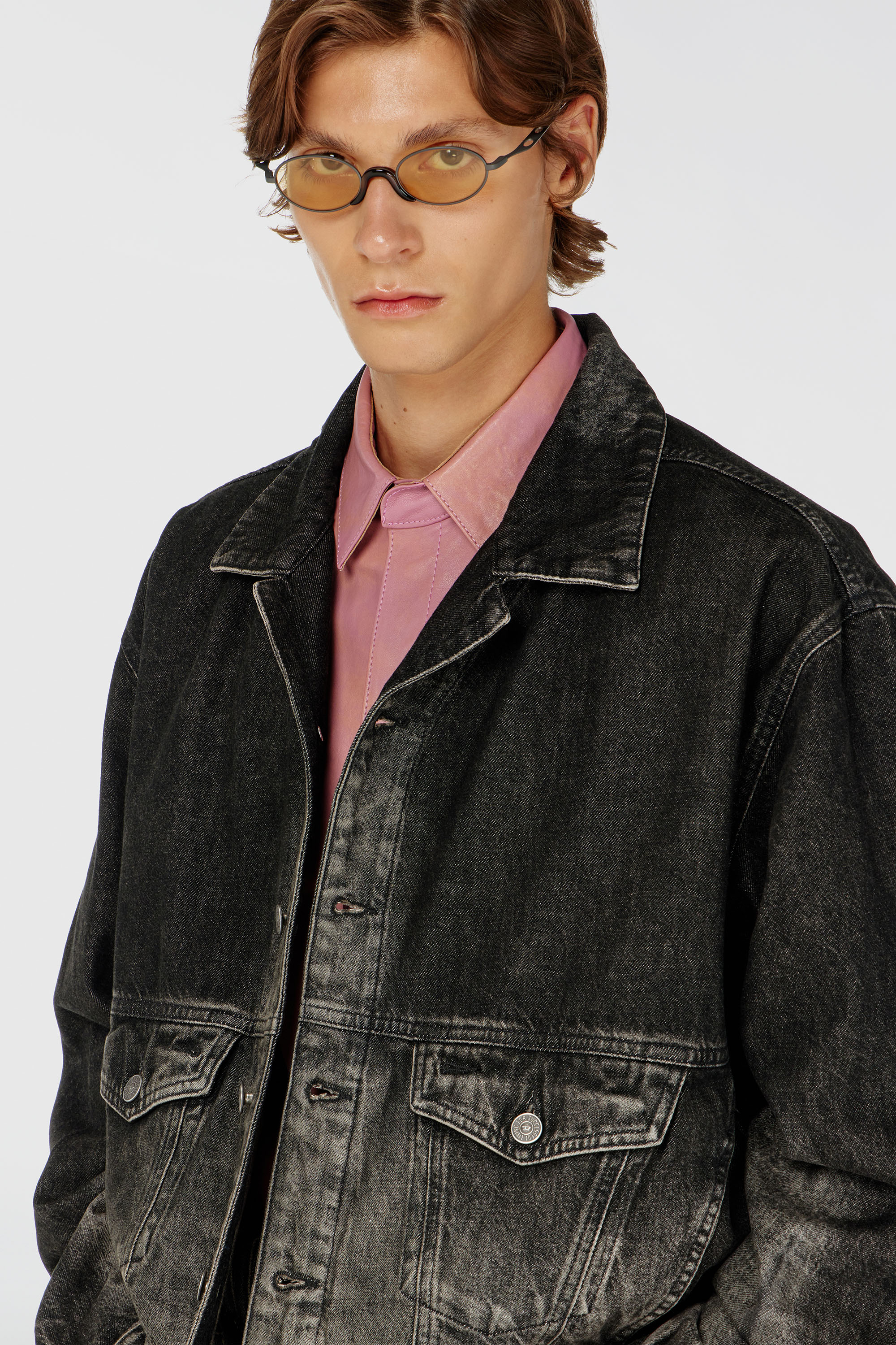 Diesel - D-MORGHI-FSJ, Herren Trucker-Jacke aus Denim mit Dirty-Effekt in Schwarz/Dunkelgrau - 5