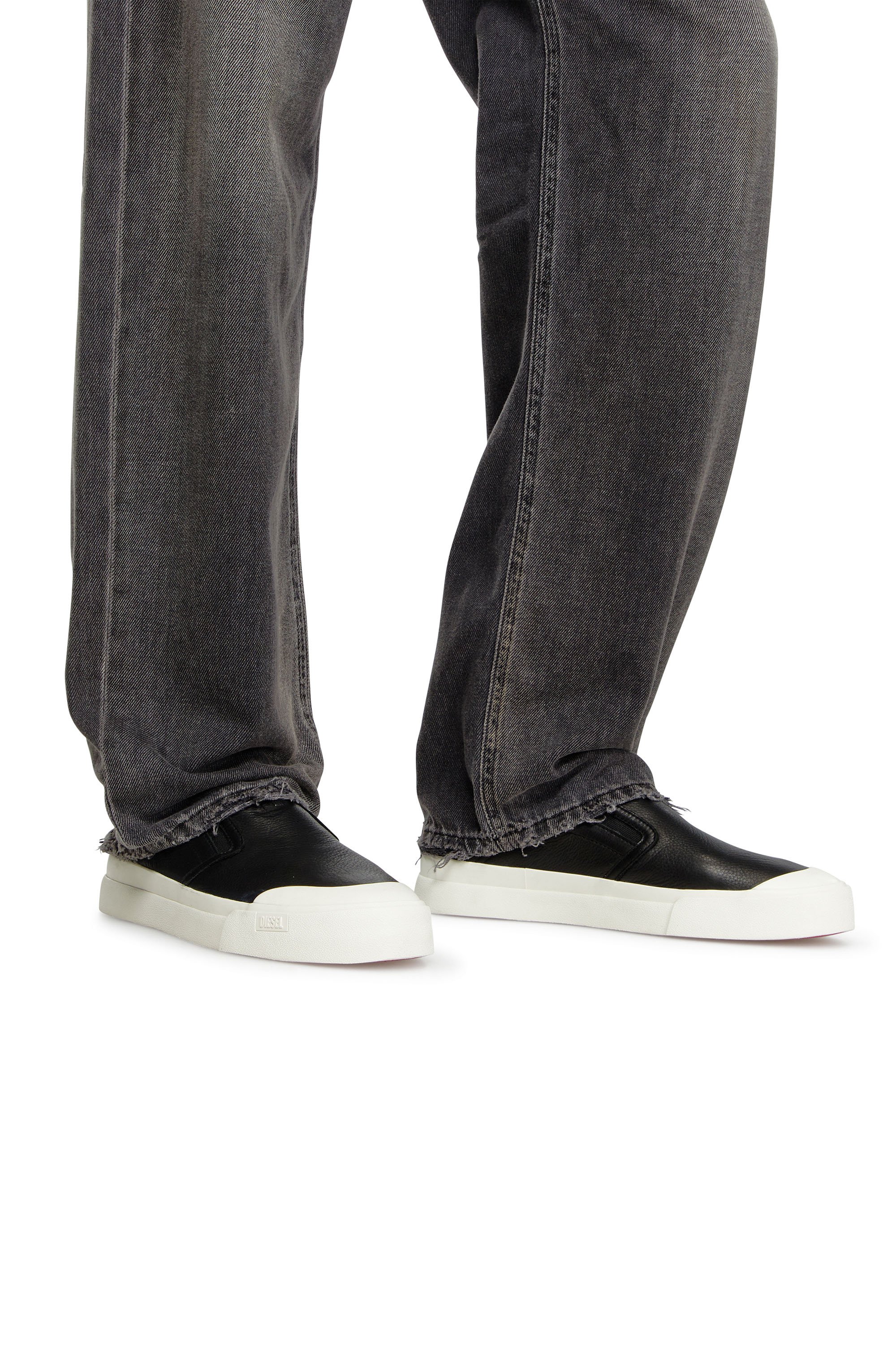 Diesel - S-ATHOS SLIP ON, Herren S-Athos-Verschlusslose Sneakers aus einfarbigem Leder in Schwarz - Image 7