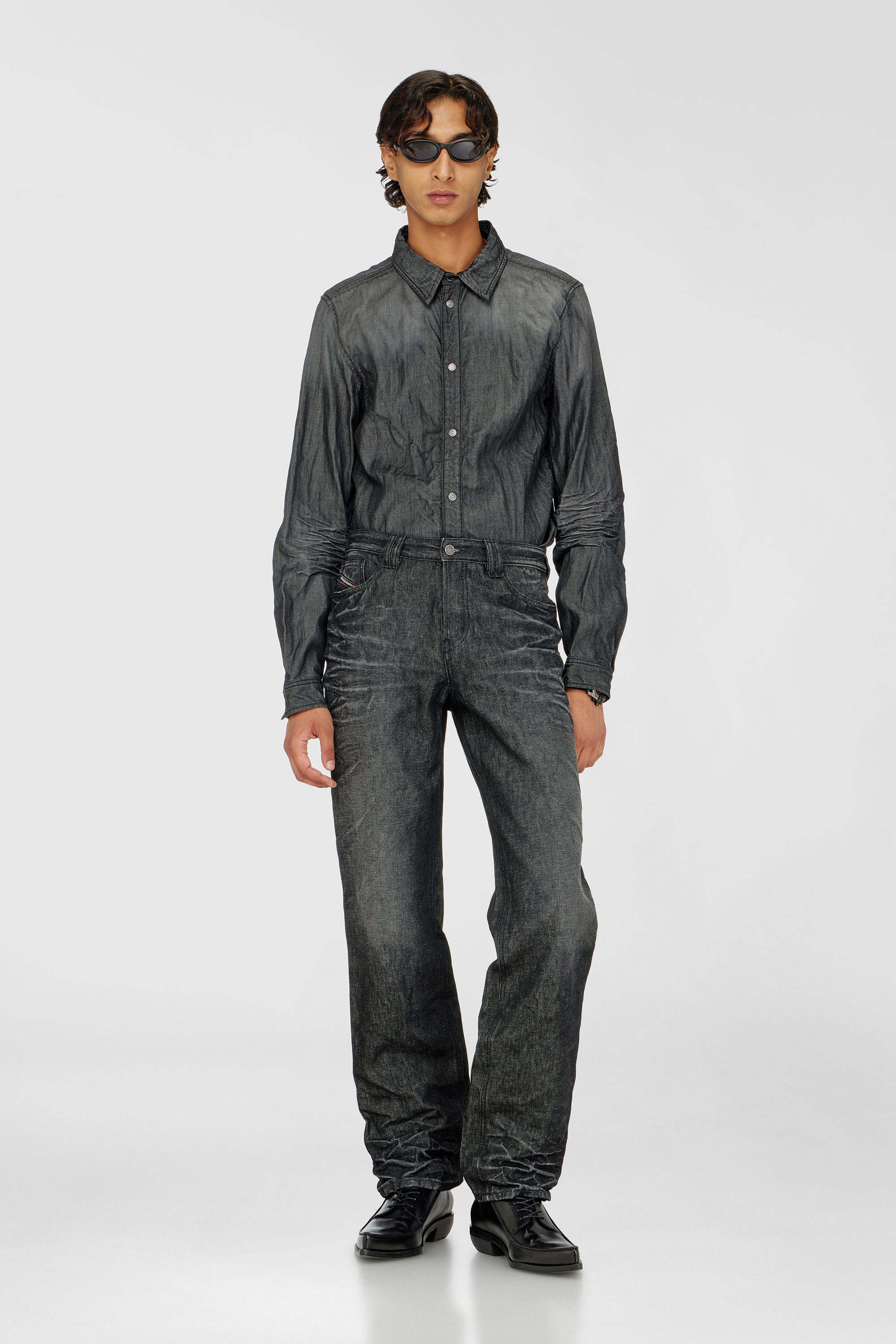 Diesel - D-SYNAR-FSJ2, Herren Hemd aus geknittertem Denim in Dunkelgrau - 1
