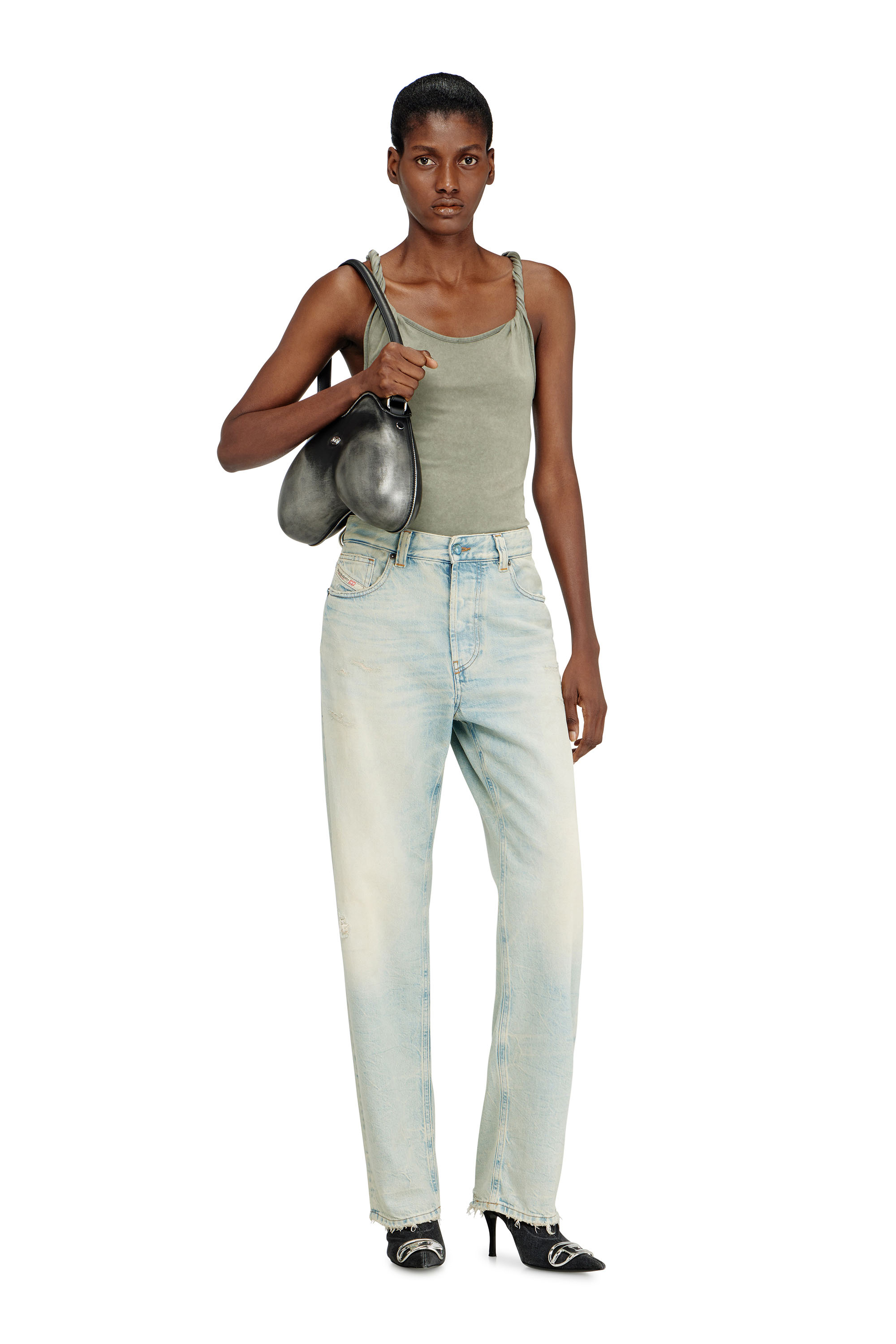 Diesel - DOUBLE-D SHOULDER, Damen Double-D-Feste Schultertasche aus geb&uuml;rstetem PU in Schwarz/Silber - 2