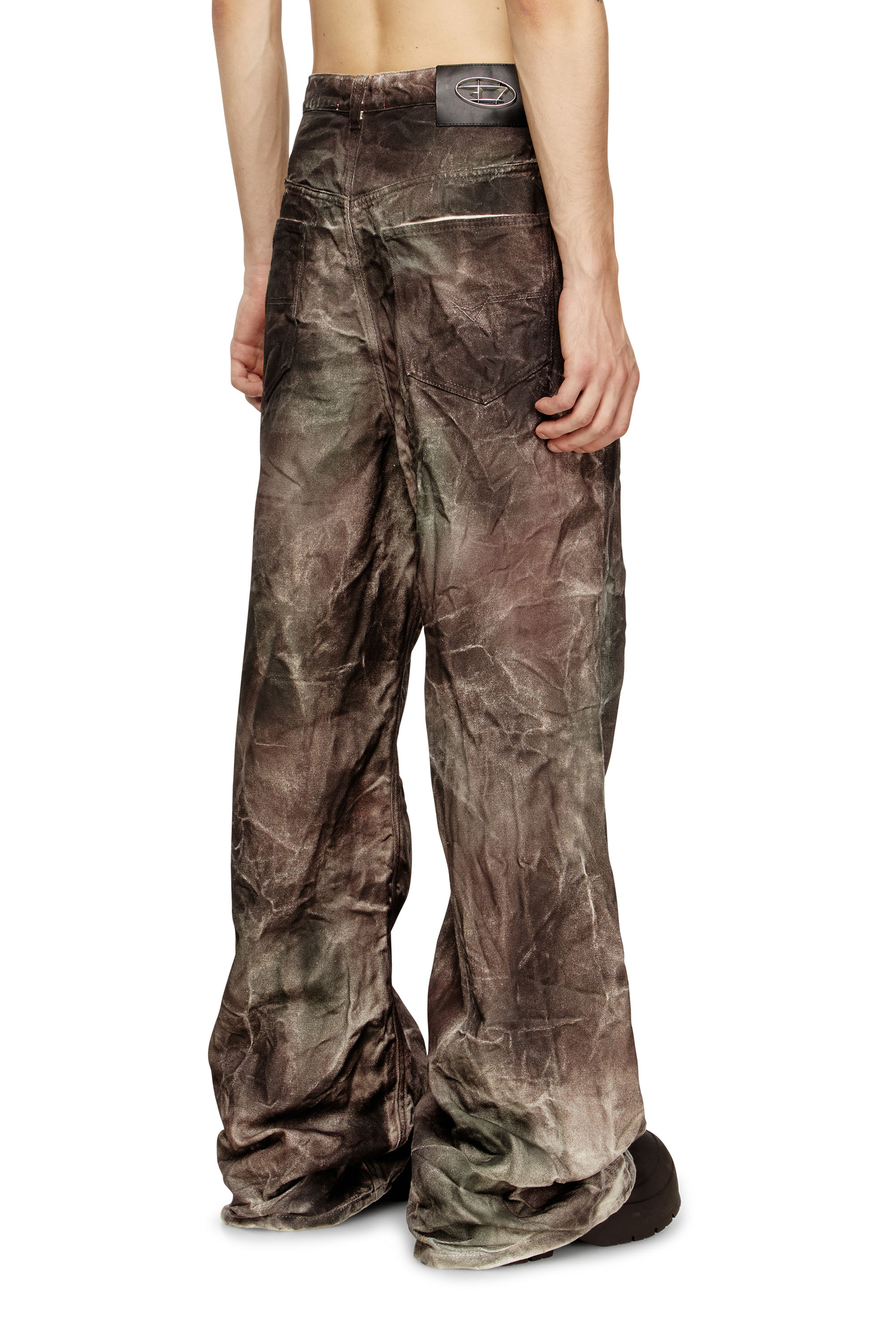 Diesel - P-THUG-PANT, Unisex Hose aus zerknittertem Tarnleinwandstoff in Braun/Grün - 4