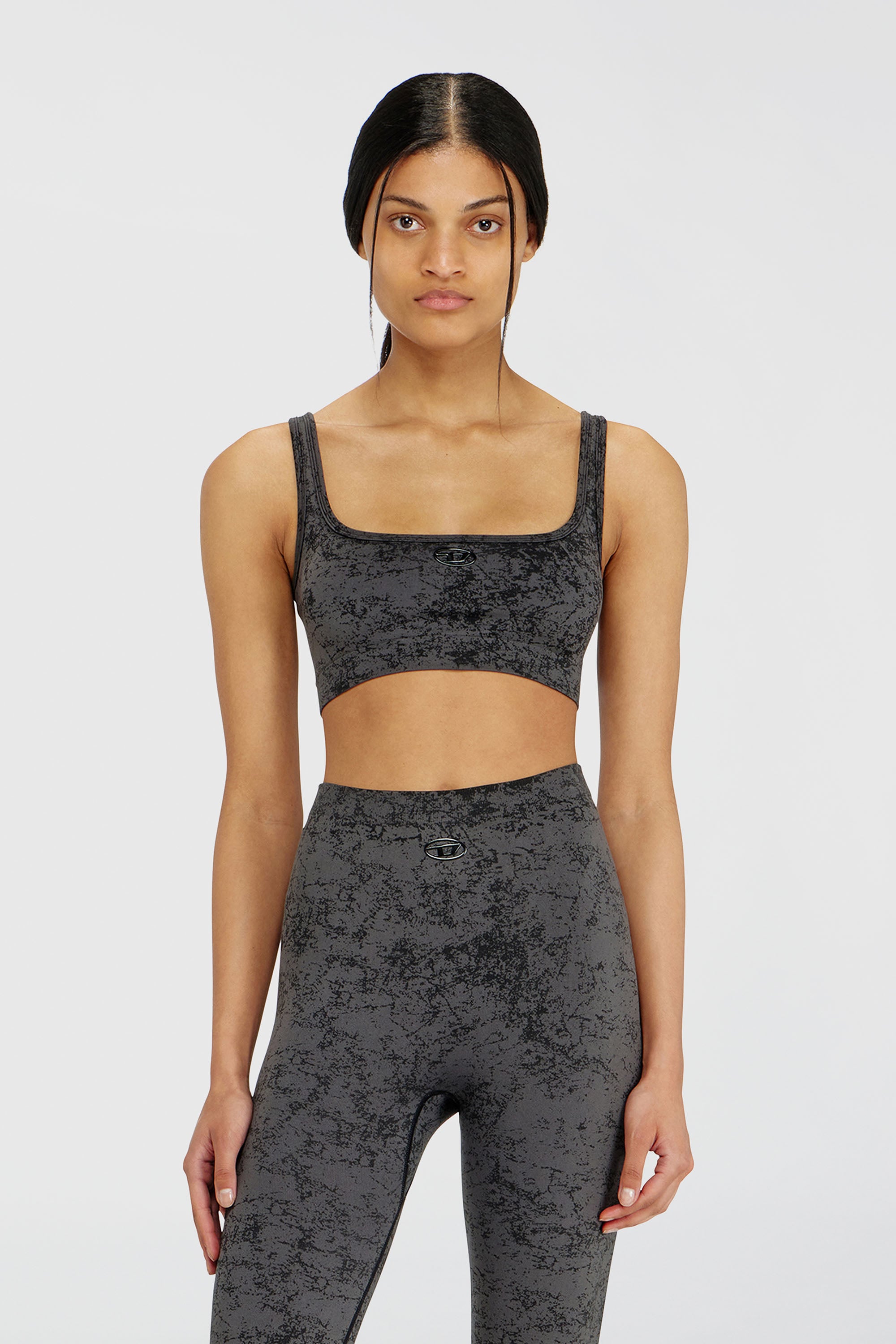 Diesel - HELLA-UTLT, Damen Sport-BH mit Utility-Print in Dunkelgrau - 2