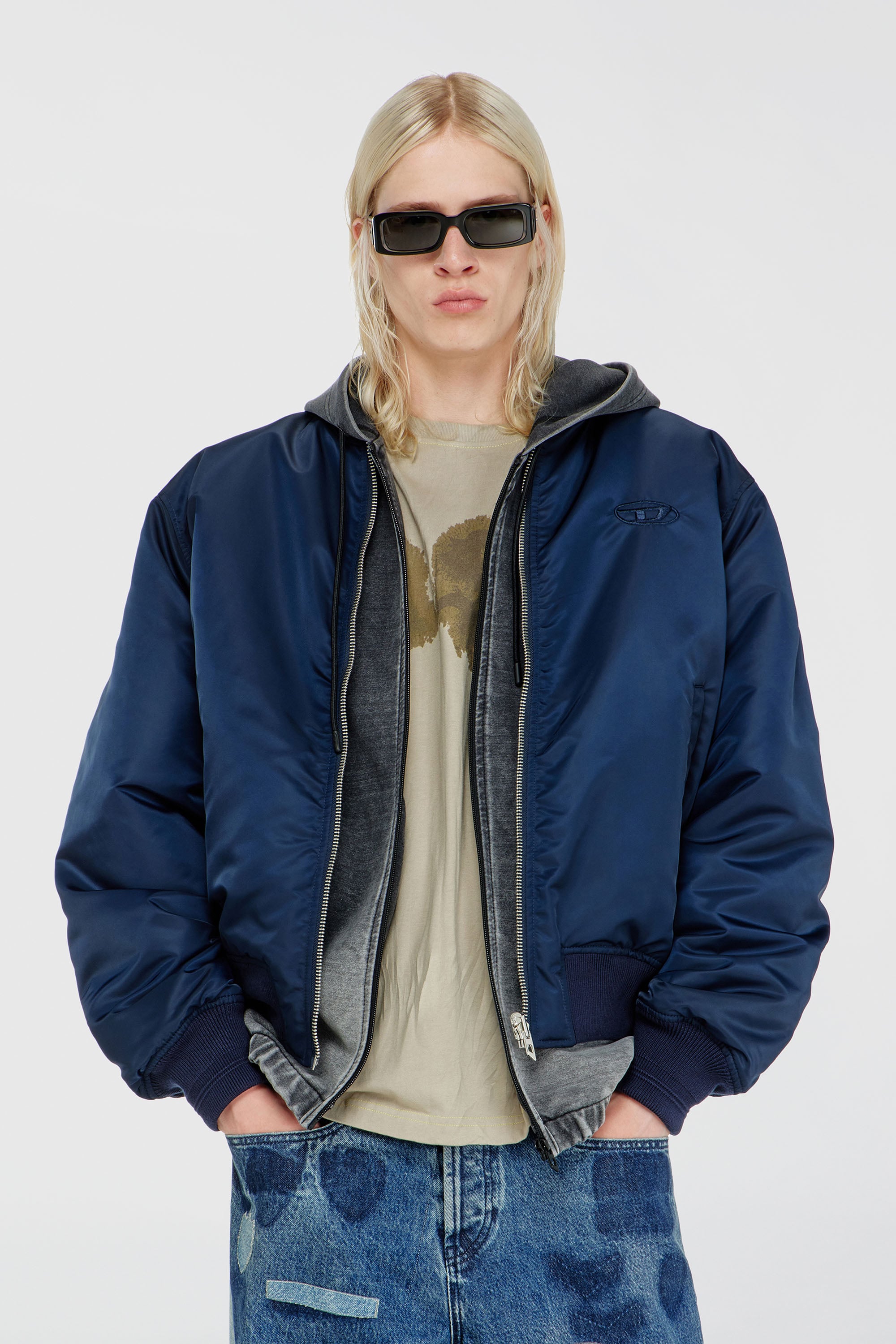 Diesel - W-TYPE-D1, Herren Gesteppte Bomberjacke mit Oval-D-Stickerei in Marineblau - 1