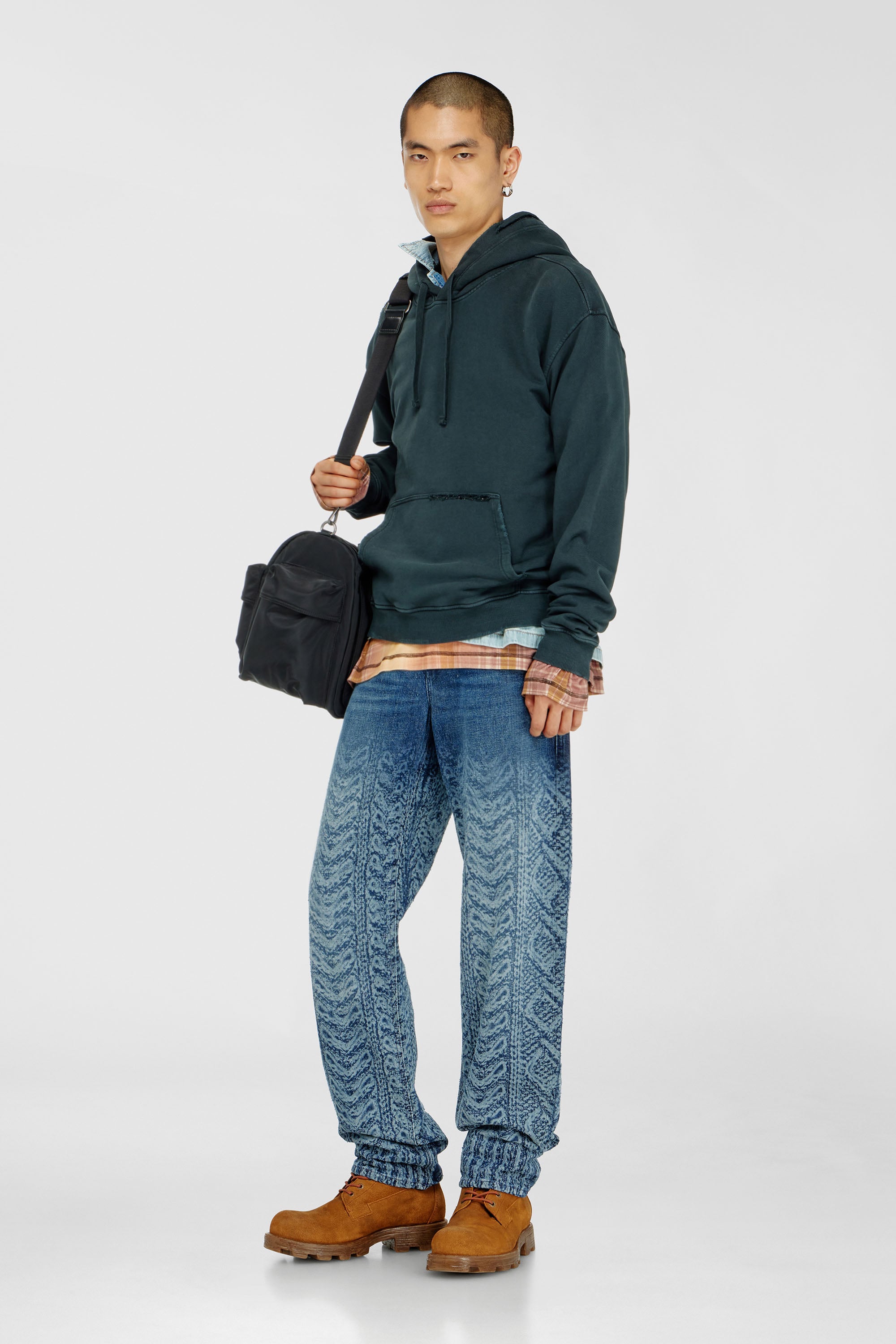 Diesel - S-NORM-HOOD-CRYSTALS, Herren Hoodie mit Rissen und Kristalldetails in Dunkelgr&uuml;n - 2