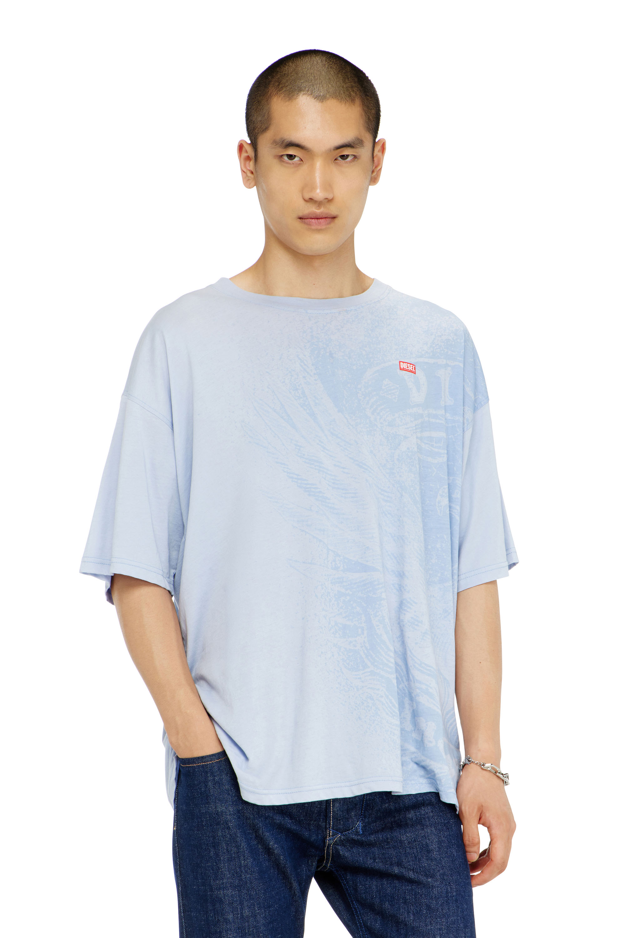 Diesel - T-BOXT-AA3, Herren Locker geschnittenes T-Shirt mit Pigmentdruck in Hellblau - 3