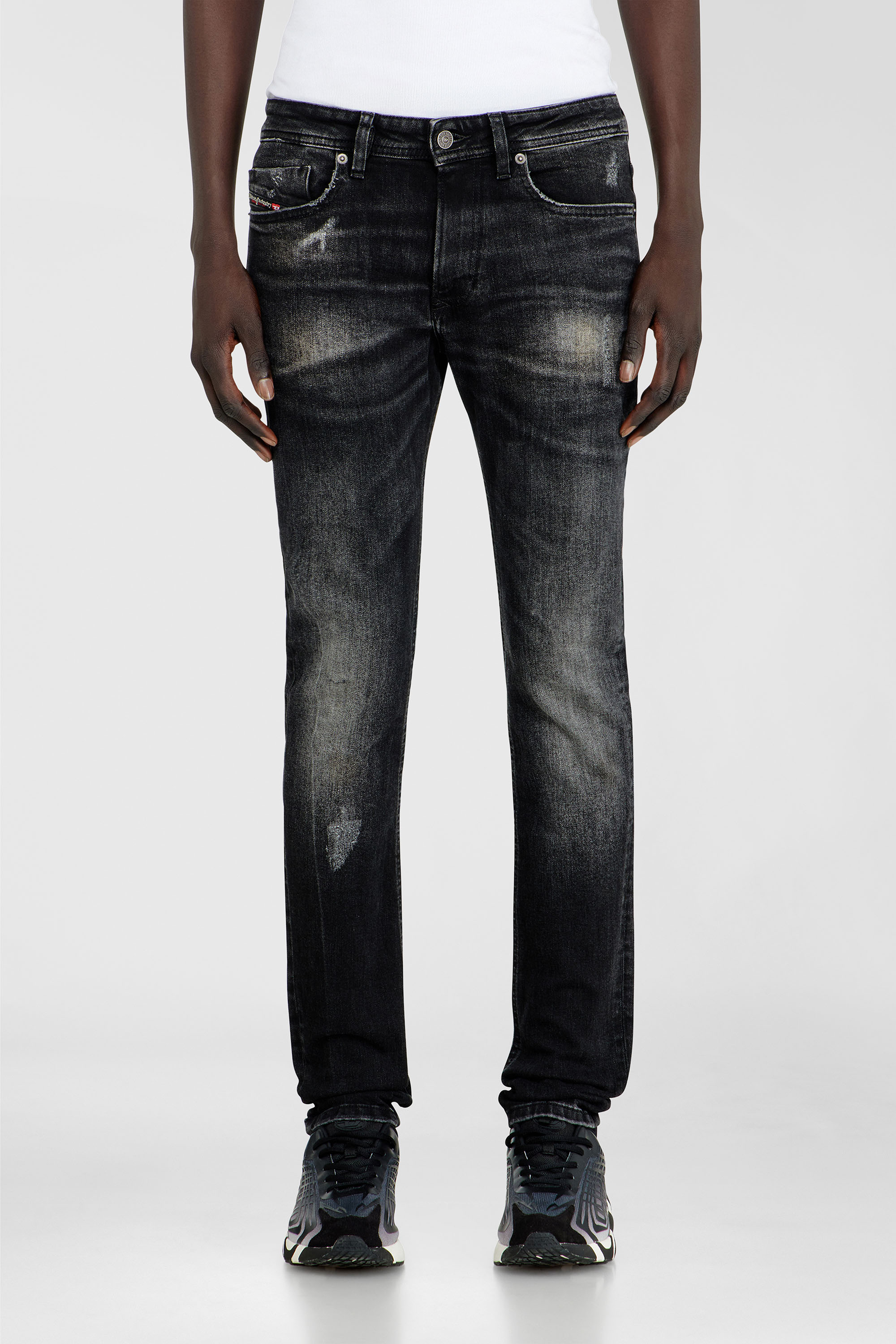 Diesel - Herren Skinny Jeans 1979 Sleenker 0DBDP, Schwarz/Dunkelgrau - 1