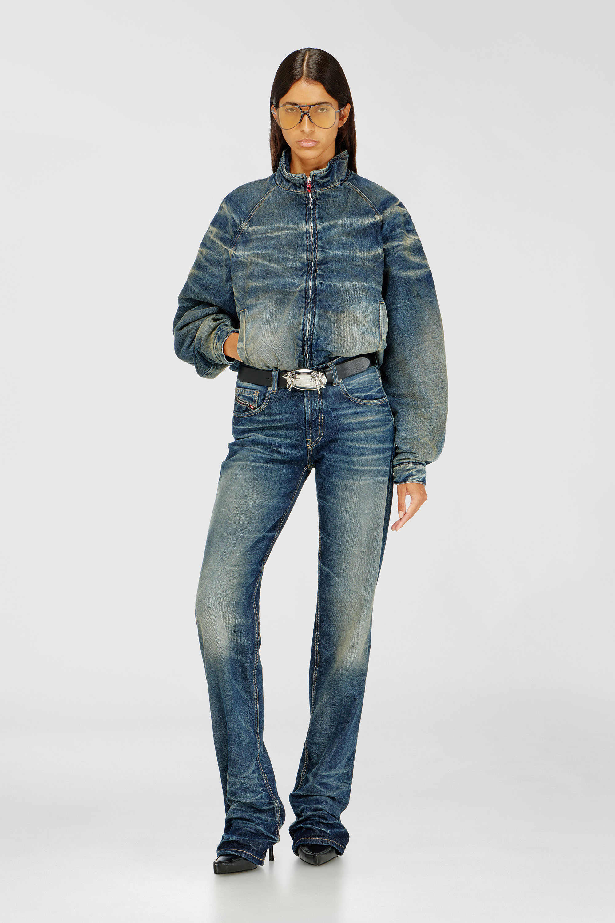 Diesel - DE-BARUS-FSJ1, Damen Gef&uuml;tterte Jacke aus Denim mit schmutzigem Knittereffekt in Mittelblau - 1