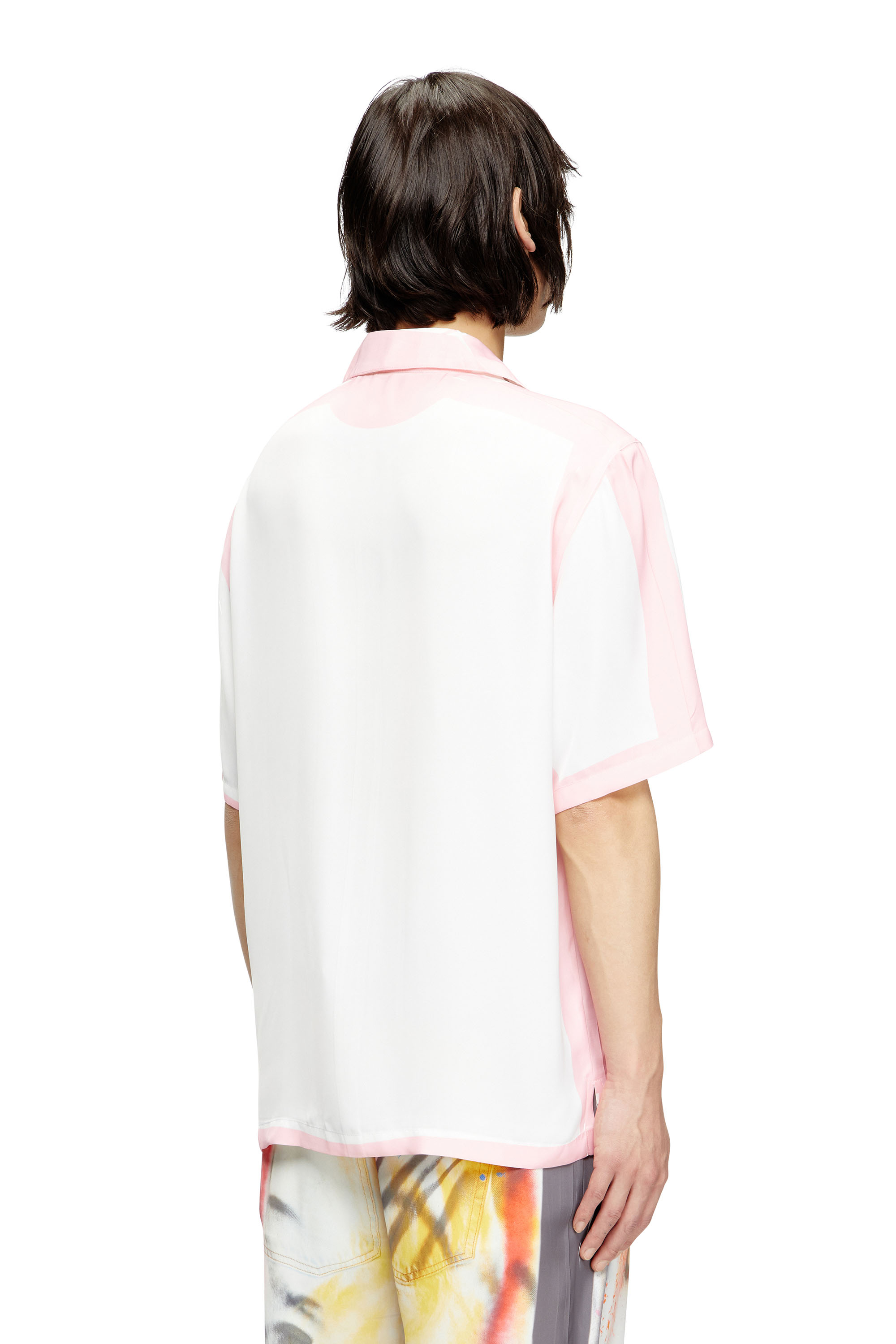 Diesel - C-PAROSHORT-GRAFFITI-FRA, Unisex Bowling-Hemd aus Satin mit Graffiti-Logo in Rosa/Weiss - 4