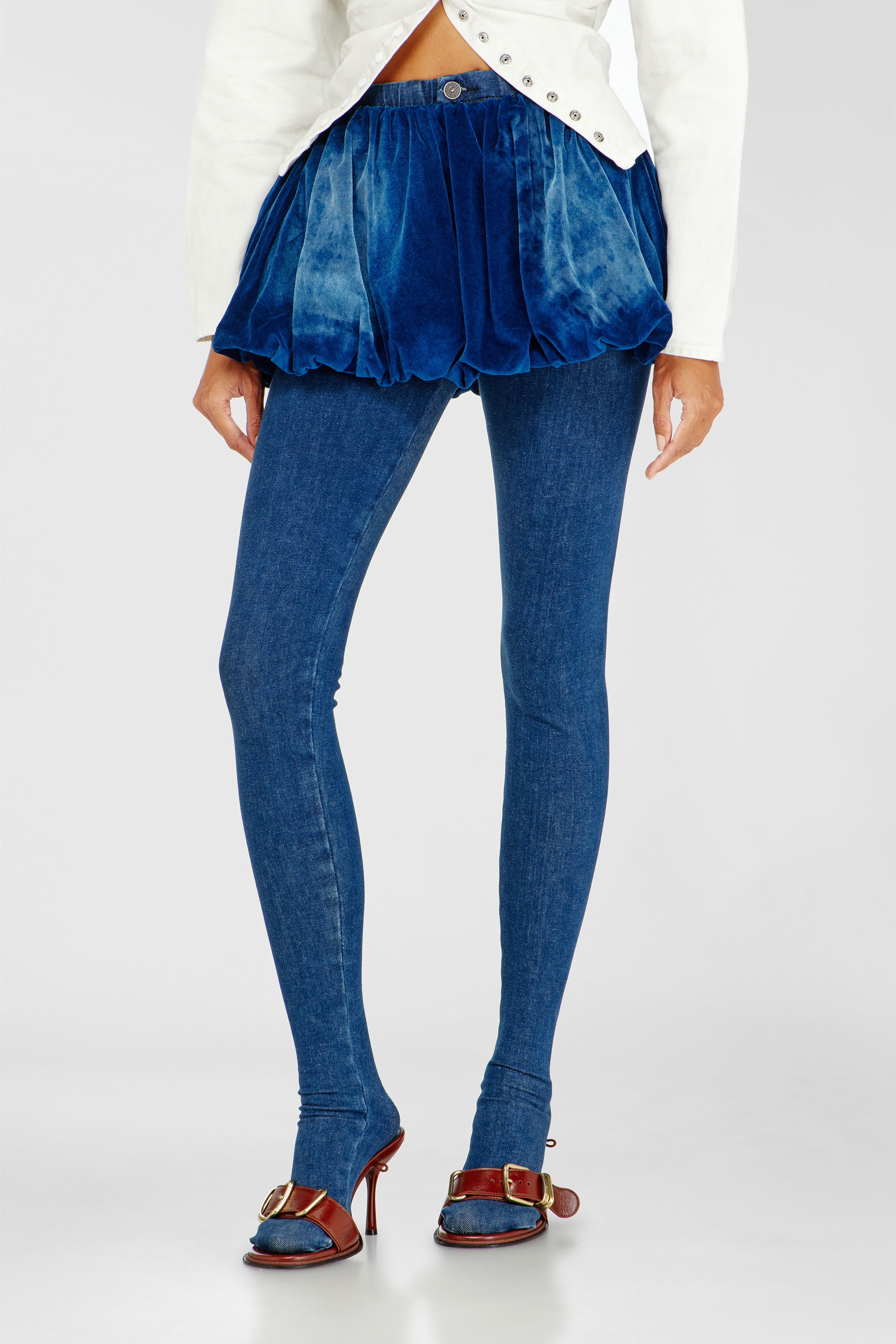 Diesel - DE-MUJ-FSJ1, Damen Kurzer Bubble-Rock aus Samt-Denim in Dunkelblau - 3