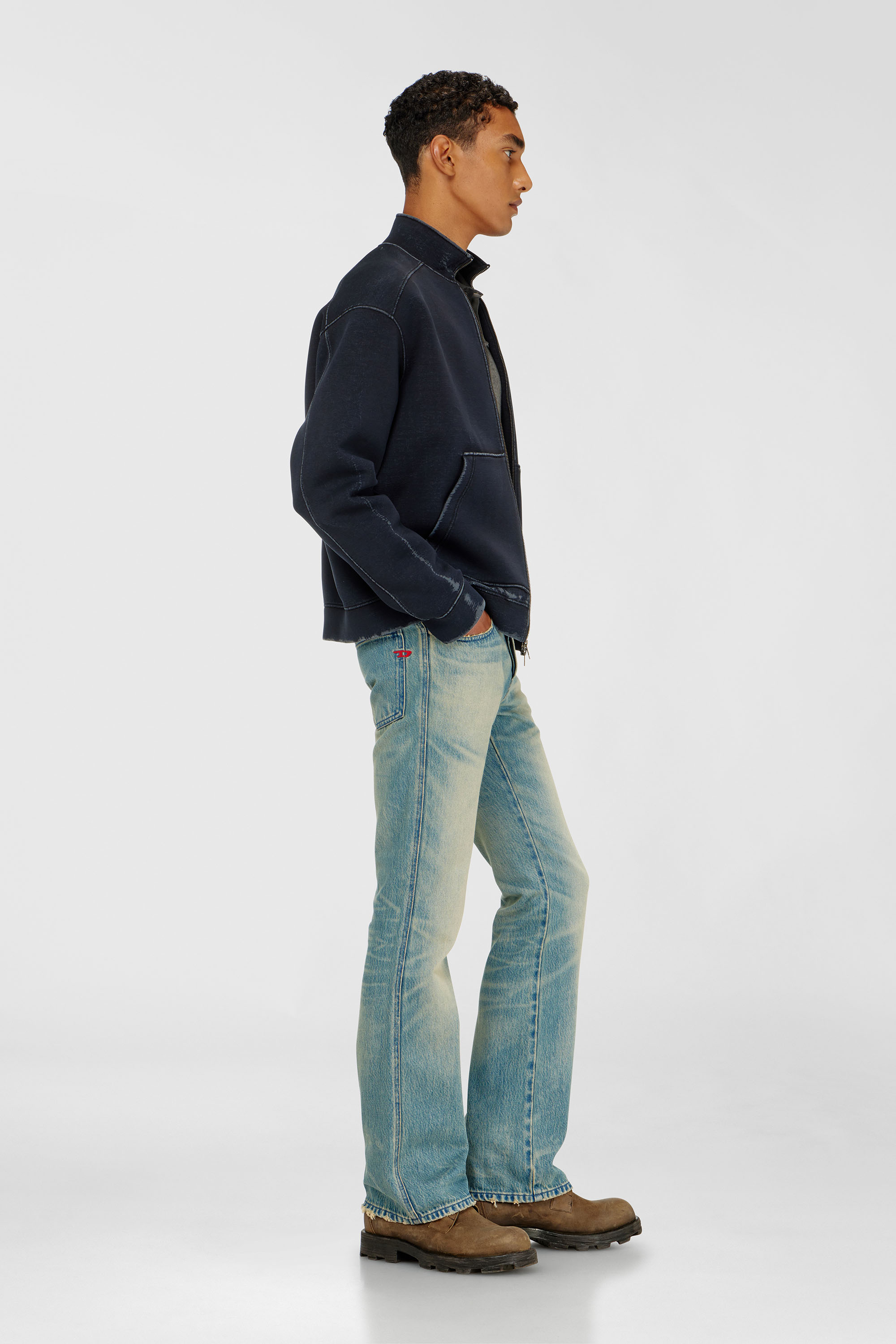 Diesel - Herren Bootcut Jeans 1998 D-Buck 0DLDD, Mittelblau - 2