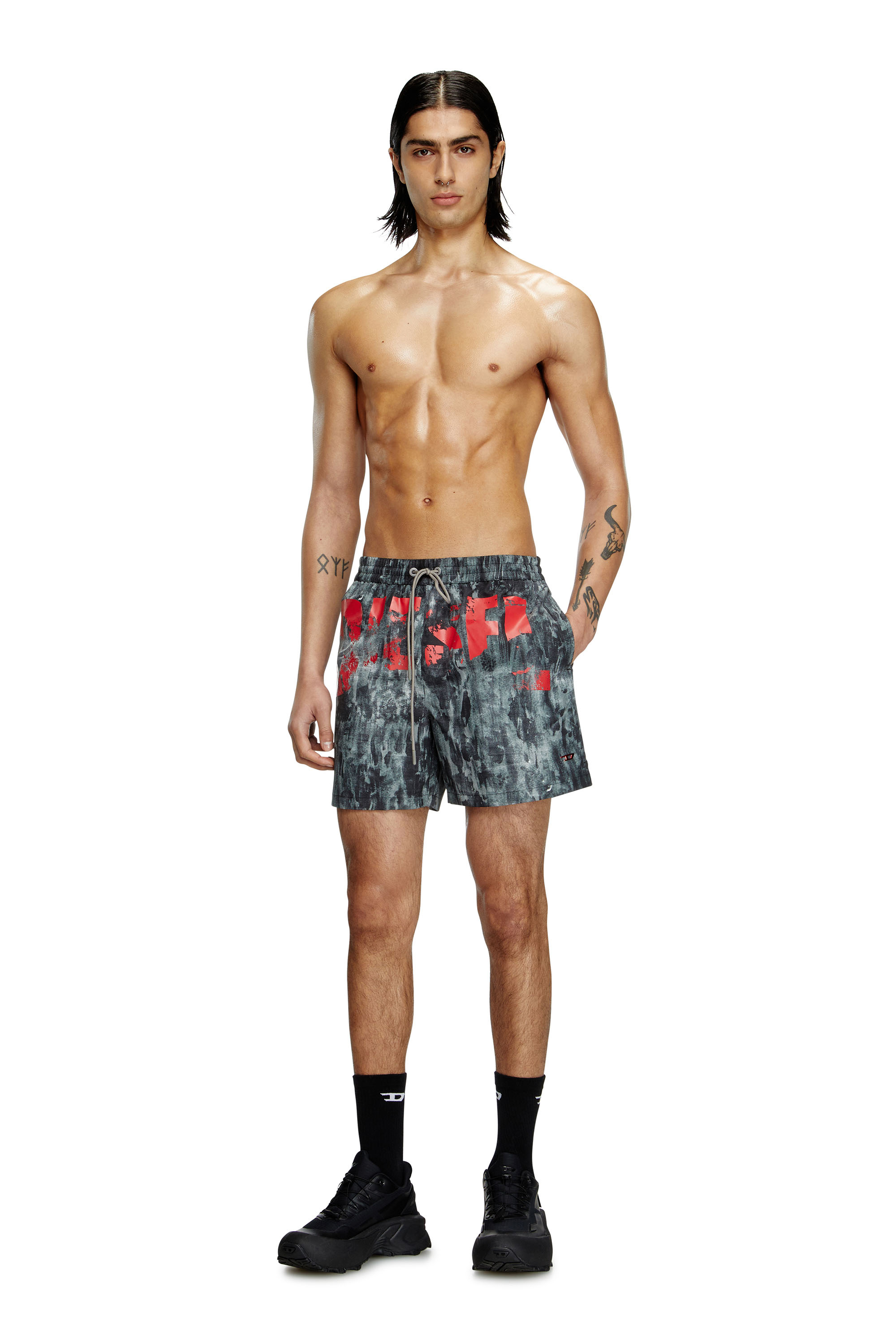 Diesel - RIO-41-D-POP, Herren Mittellange Bade-Shorts mit Grafik-Print in Schwarz - 1