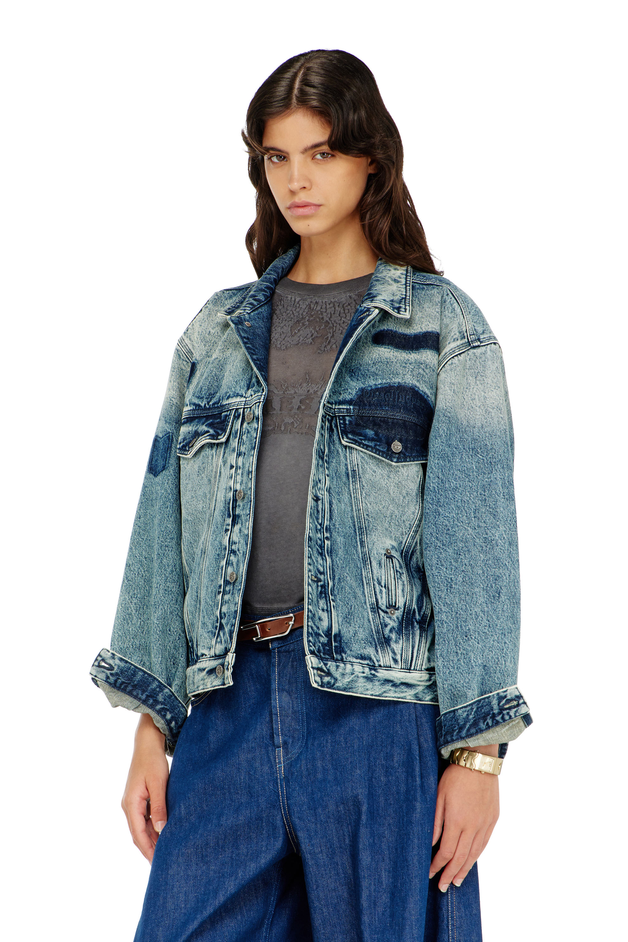 Diesel - D-DENVER-S2, Unisex Trucker-Jacke mit Patch-Effekten in Mittelblau - 1