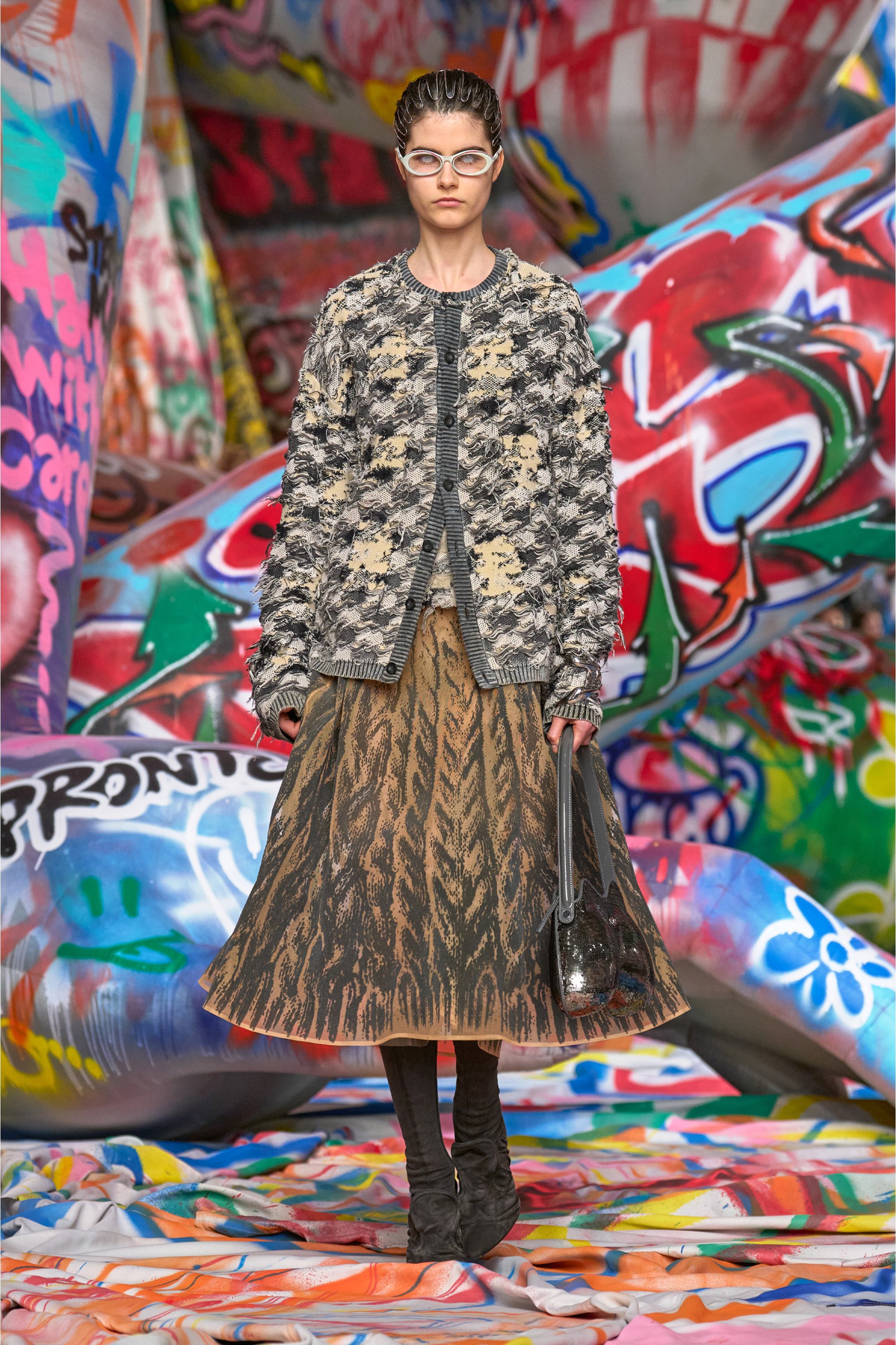 Diesel - K-VALBOR, Herren Strickjacke aus Dévoré-Hahnentritt-Jacquard in Beige/Grau - 3